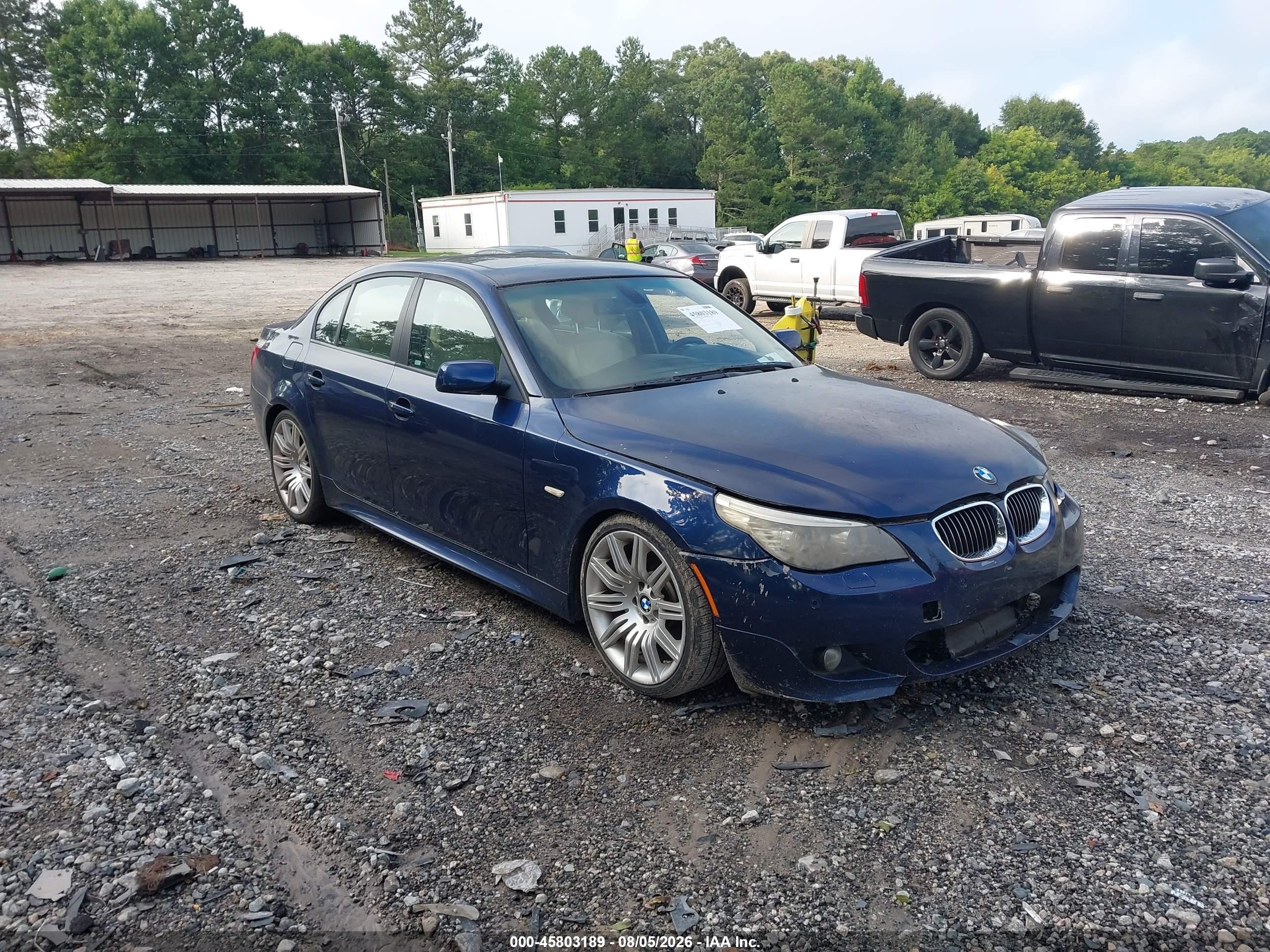 2008 BMW 5 Series 550i, VIN WBANW53518CT49801 — Front end