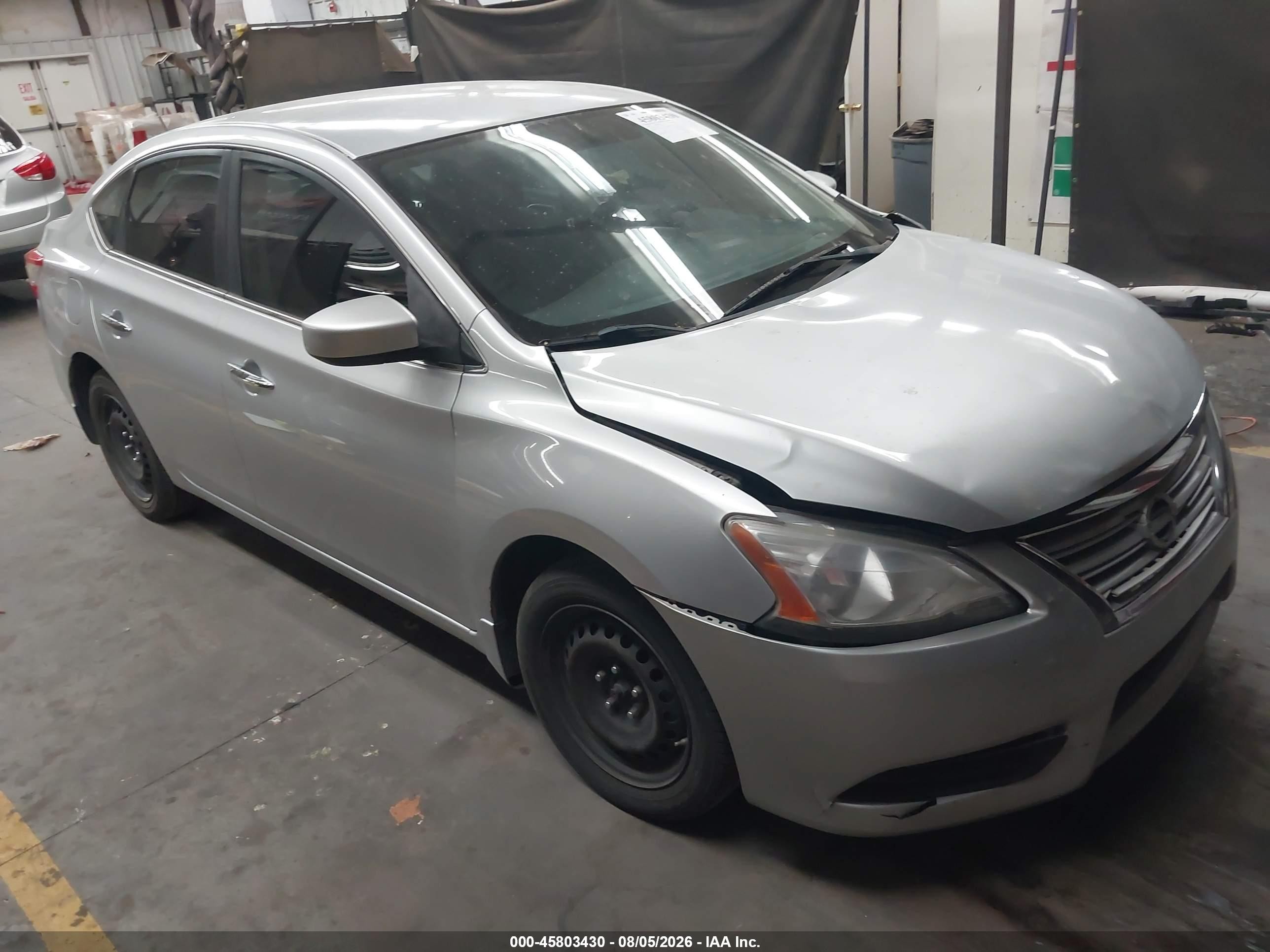 2015 Nissan Sentra S, VIN 3N1AB7AP1FY267586 — Front end