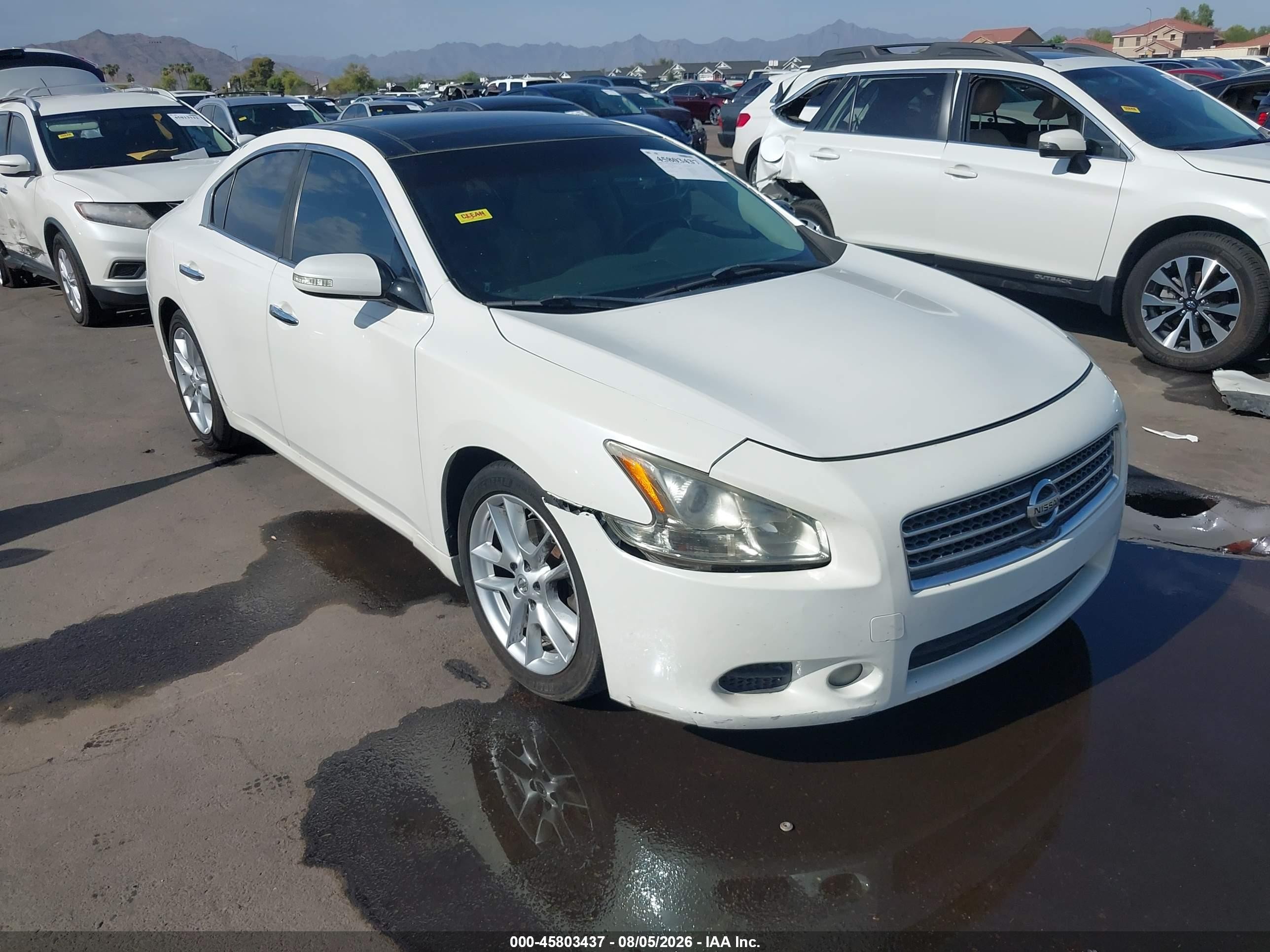 2011 Nissan Maxima SV, VIN 1N4AA5AP4BC827422 — Бок