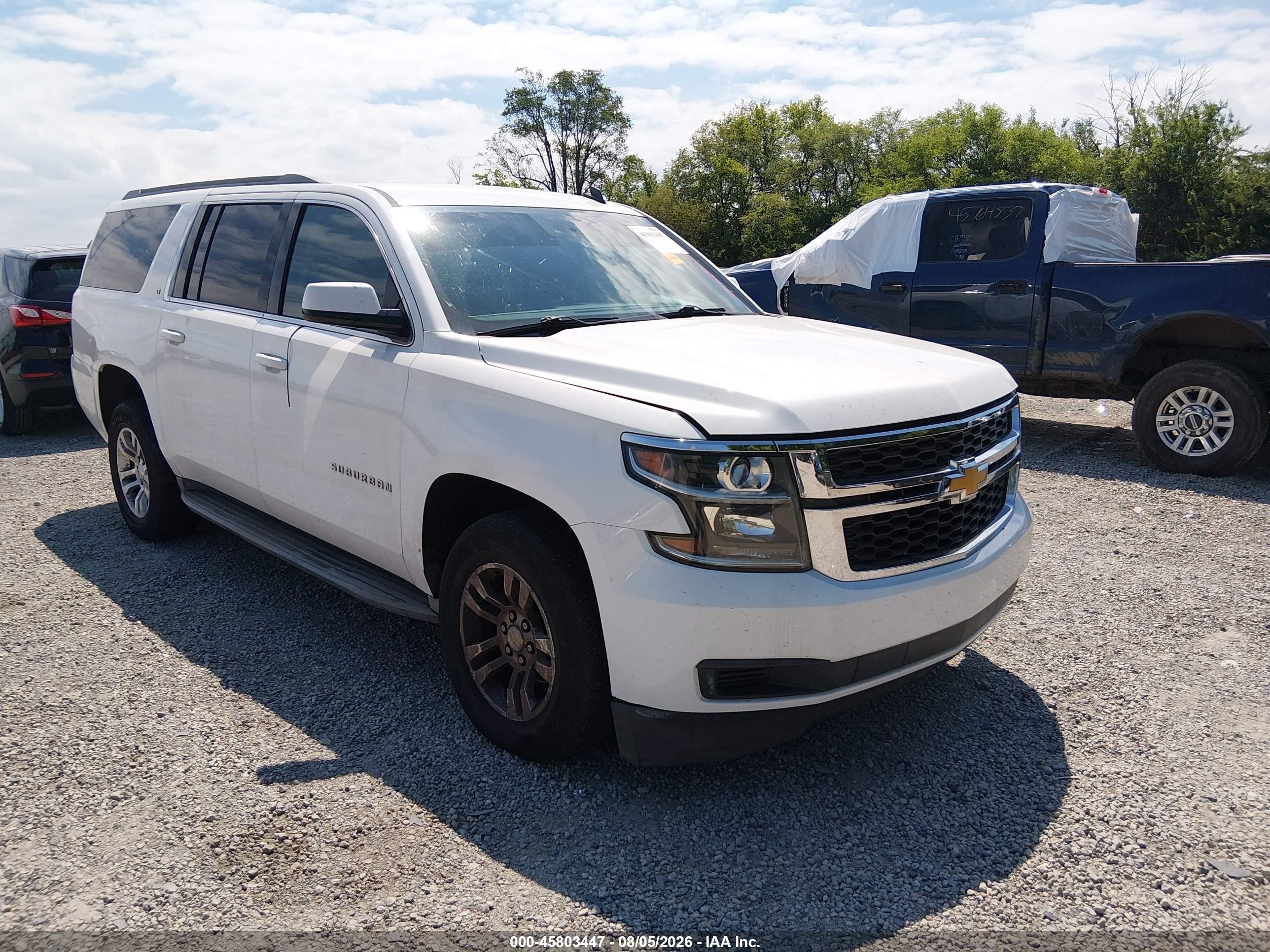 2015 Chevrolet Suburban LT, VIN 1GNSCJKCXFR264304 — Обычный износ