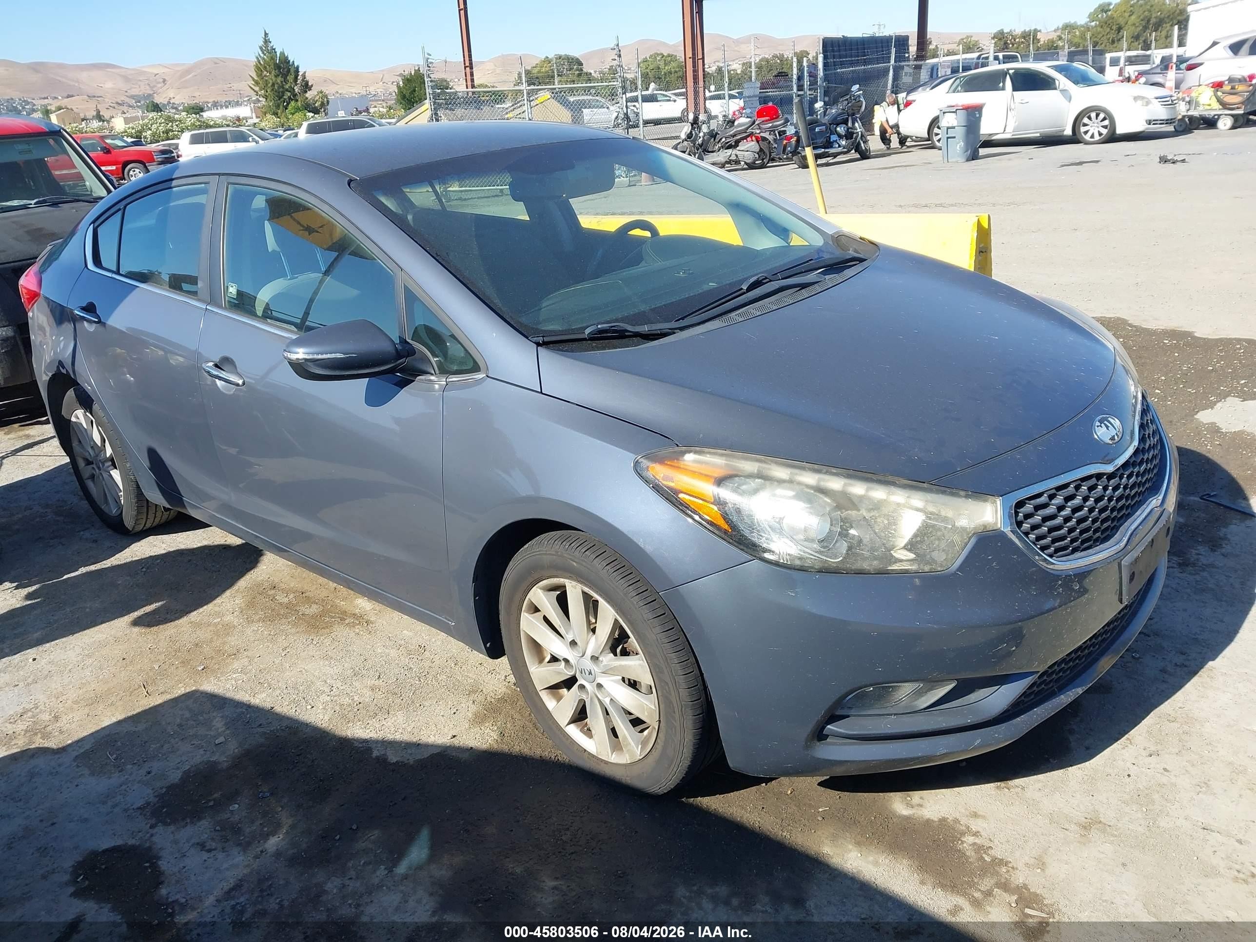 2014 Kia Forte EX, VIN KNAFX4A80E5116341 — Normal wear