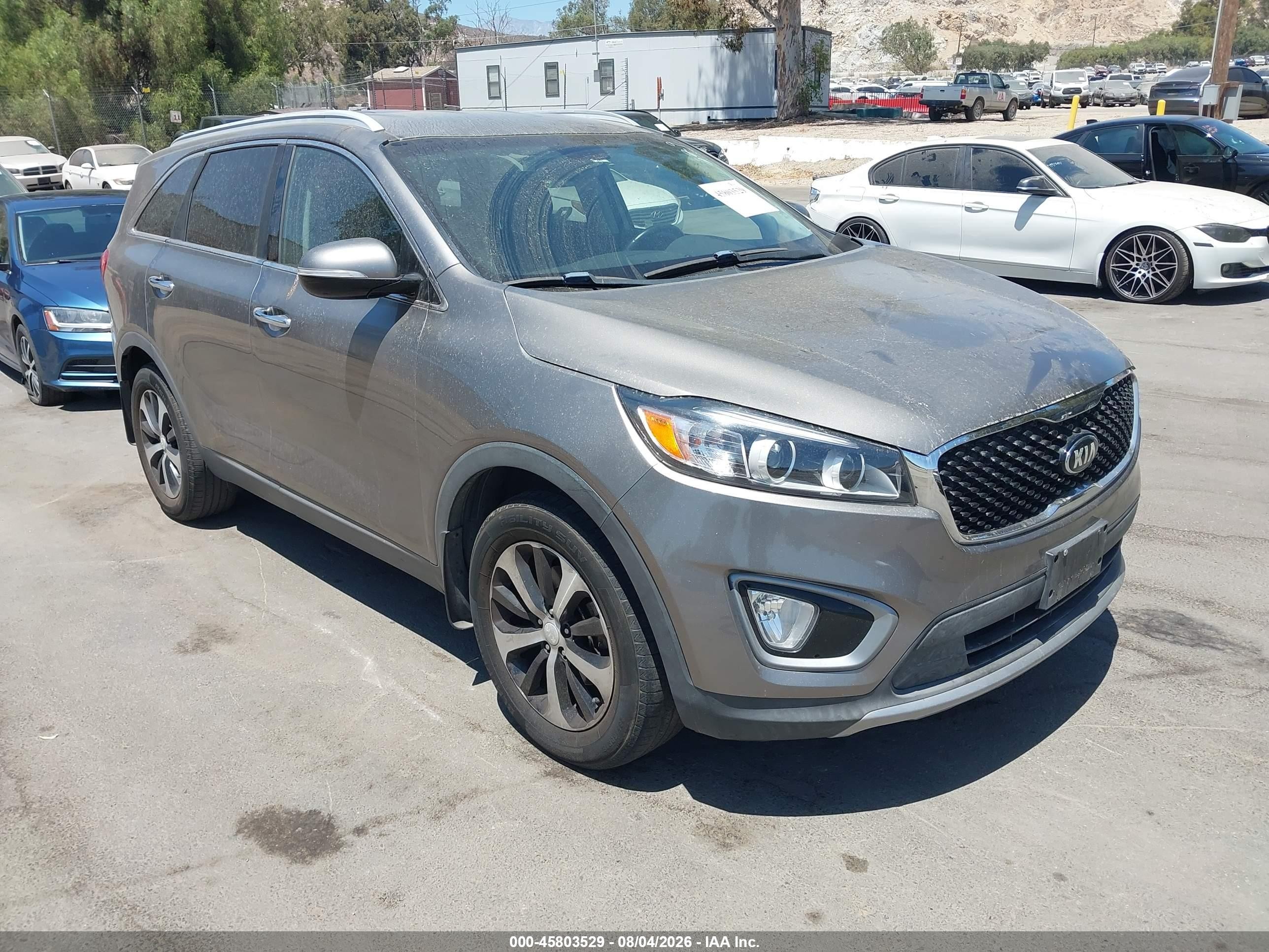 2016 Kia Sorento EX, VIN 5XYPH4A10GG123176 — Normal wear