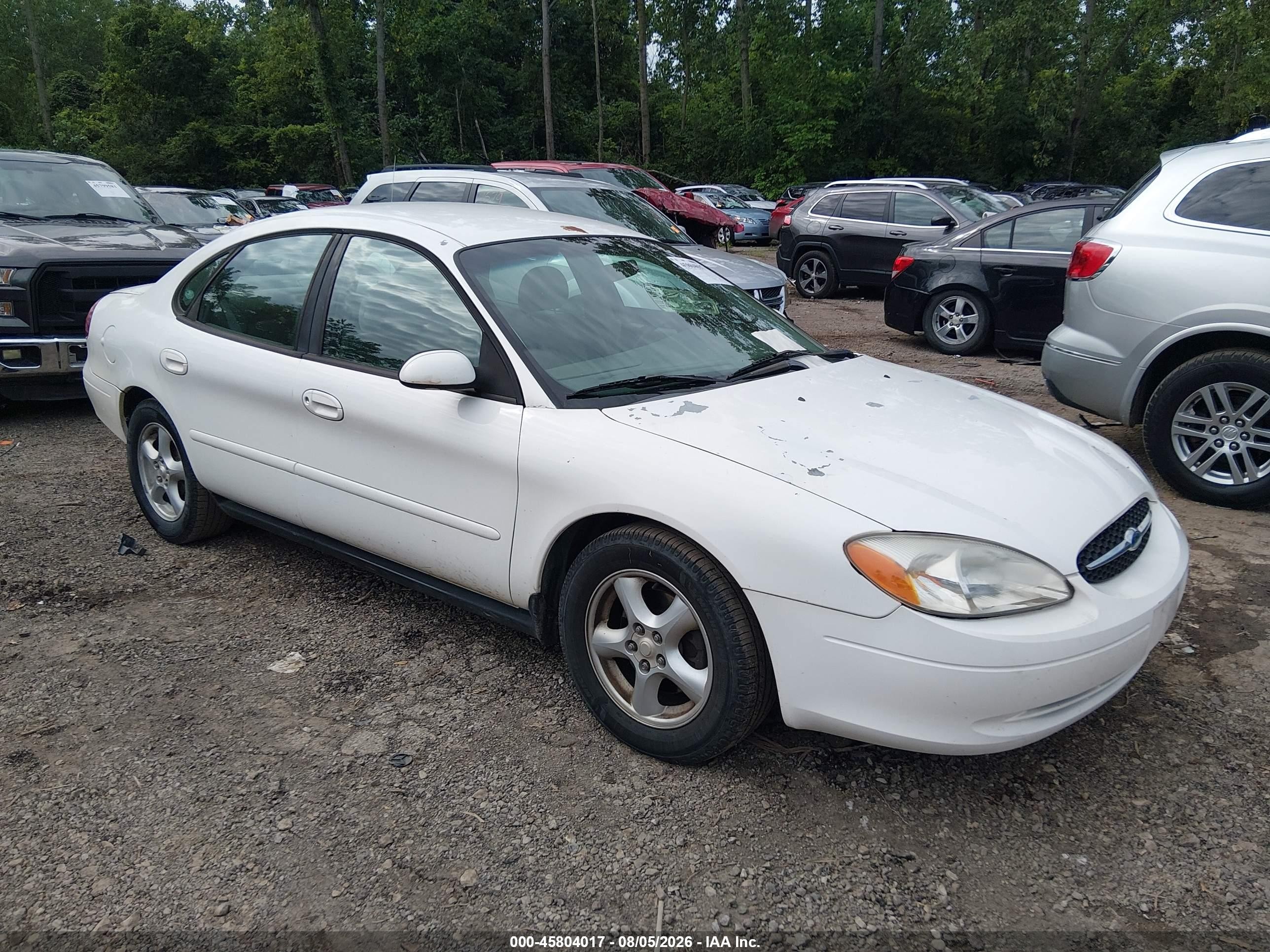 2003 Ford Taurus SES Standard, VIN 1FAFP55253G137658 — Rear end