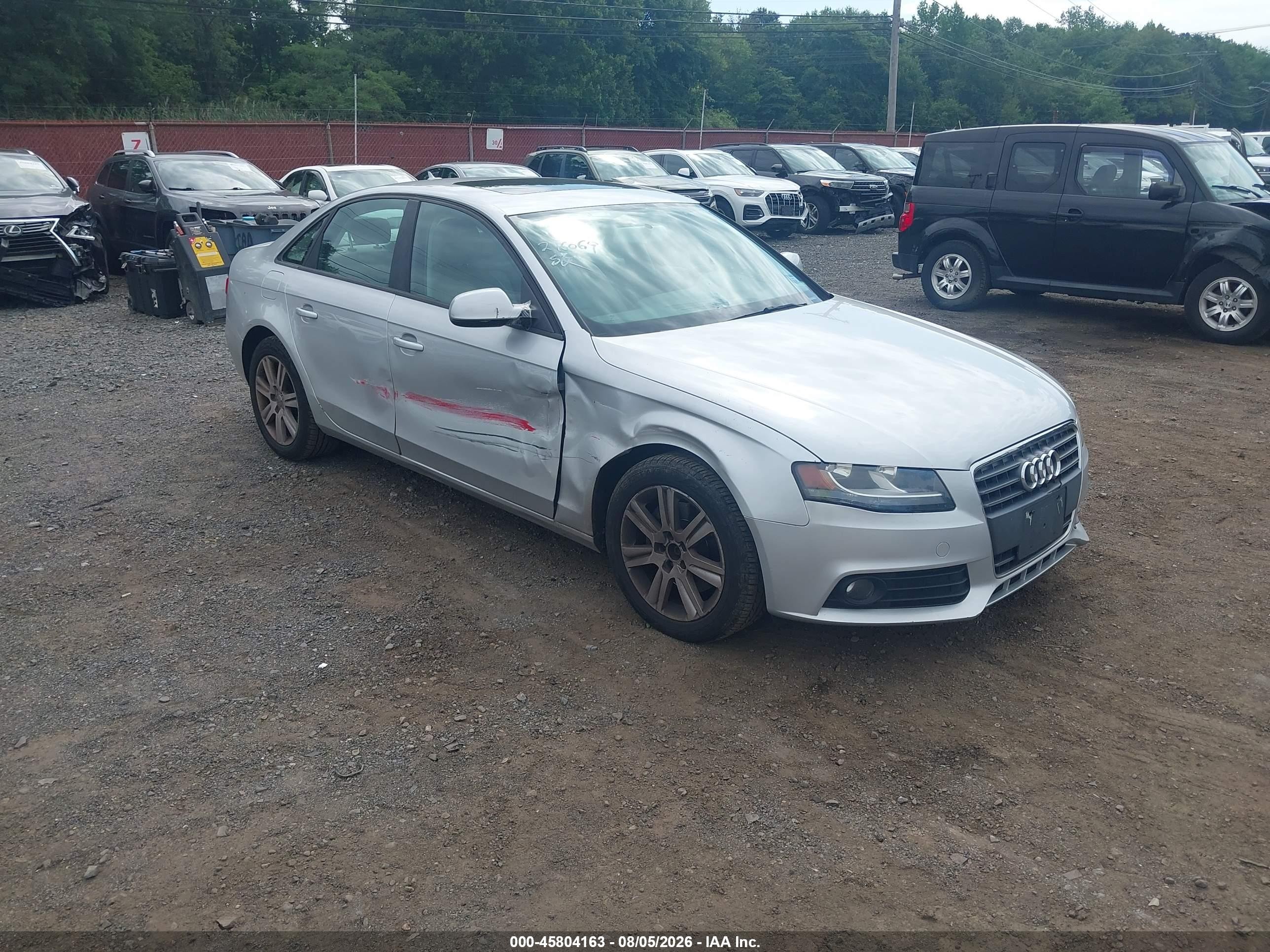 2010 Audi A4 Premium, VIN WAUAFAFL5AN057872 — Бок