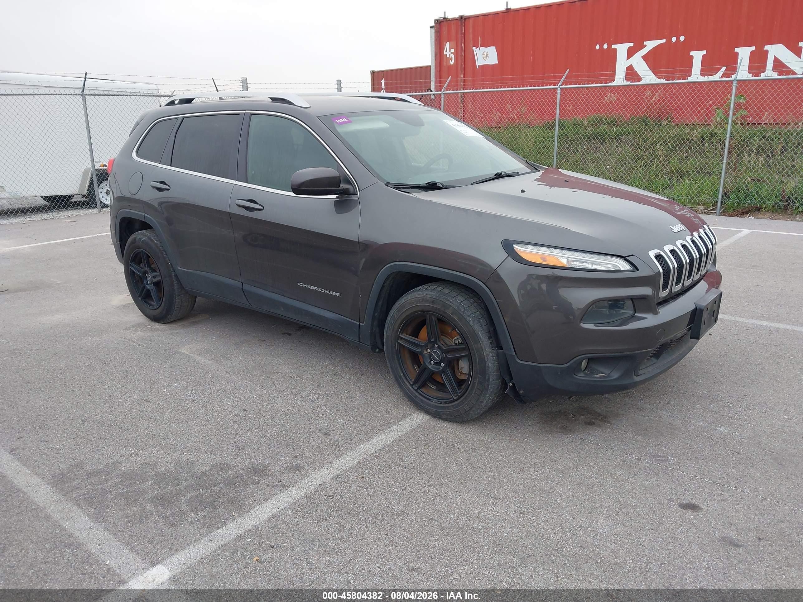 2014 Jeep Cherokee Latitude, VIN 1C4PJLCS8EW142983 — Град