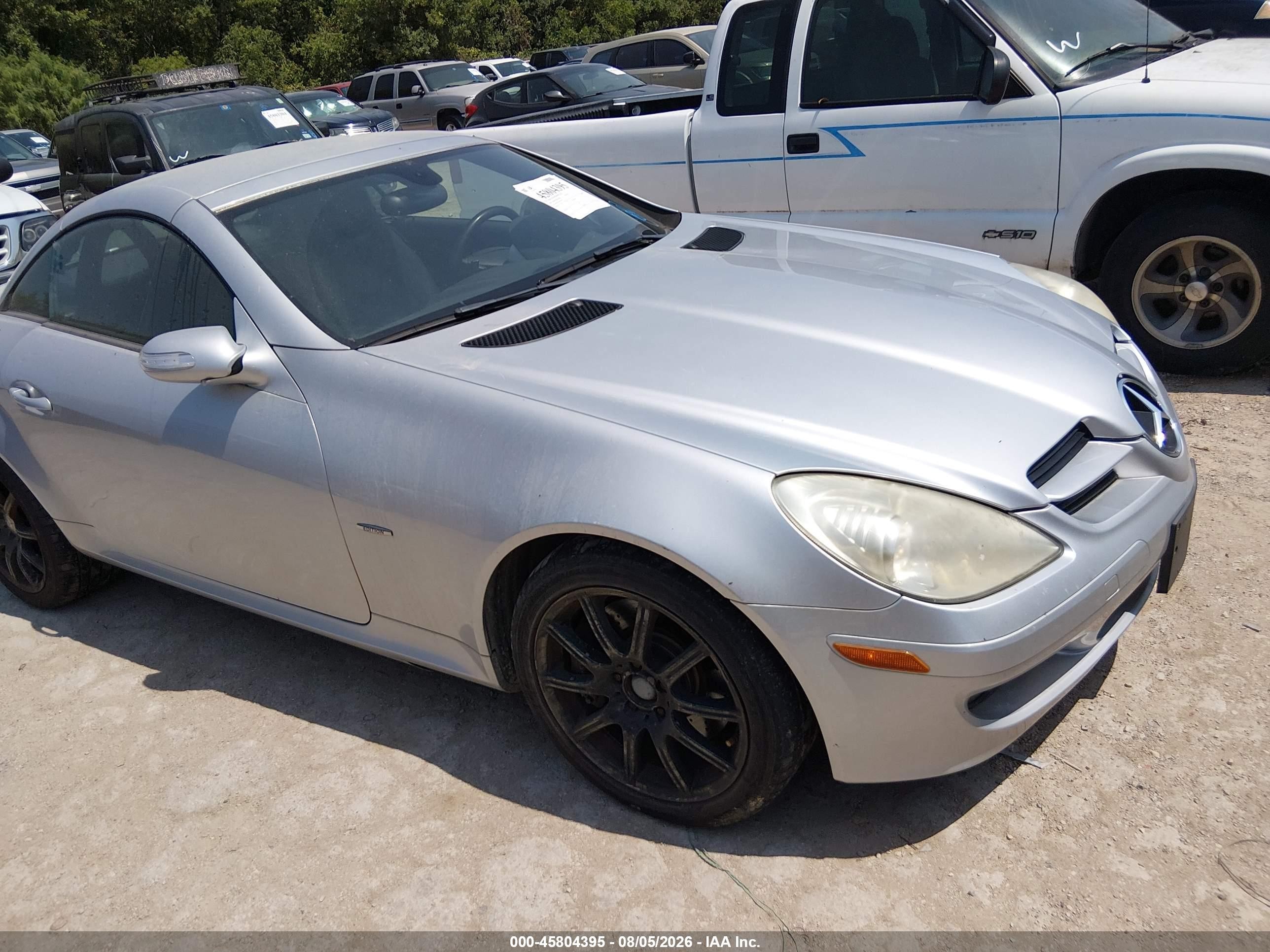 2008 Mercedes-Benz SLK 350, VIN WDBWK56F28F179467 — Normal wear