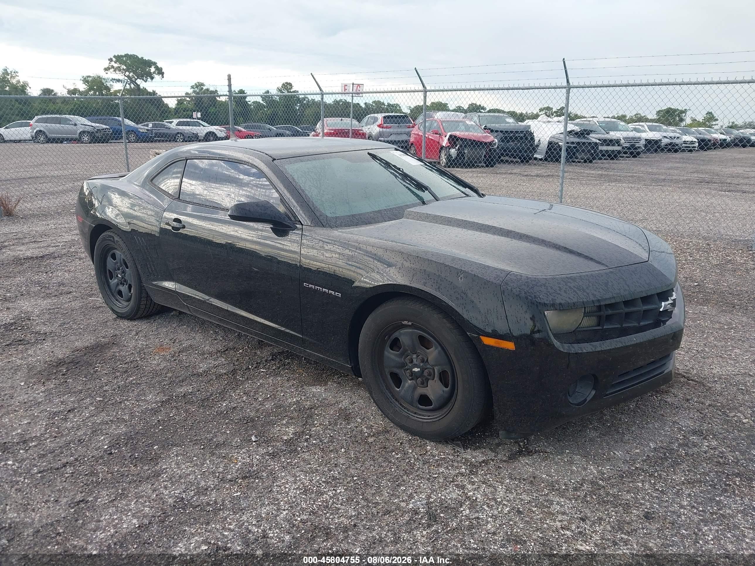 2013 Chevrolet Camaro LS, VIN 2G1FA1E3XD9154137 — Normal wear