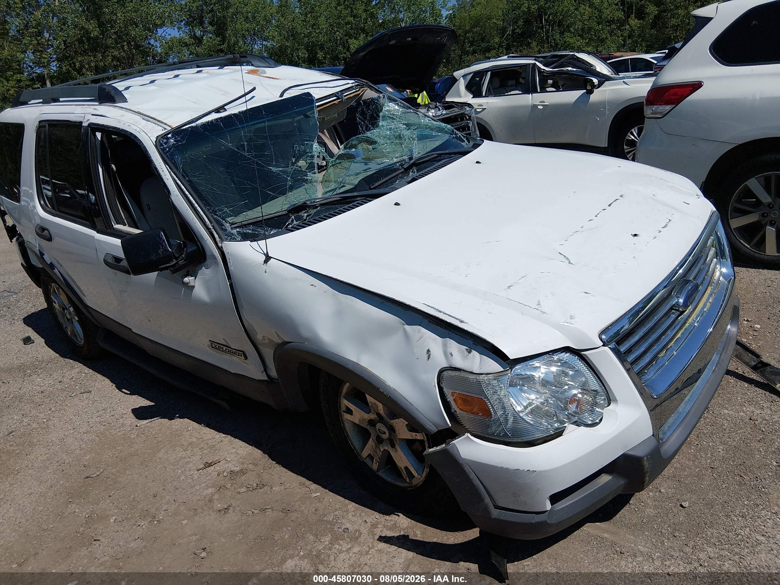 2006 Ford Explorer XLT, VIN 1FMEU73846UB12351 — All over