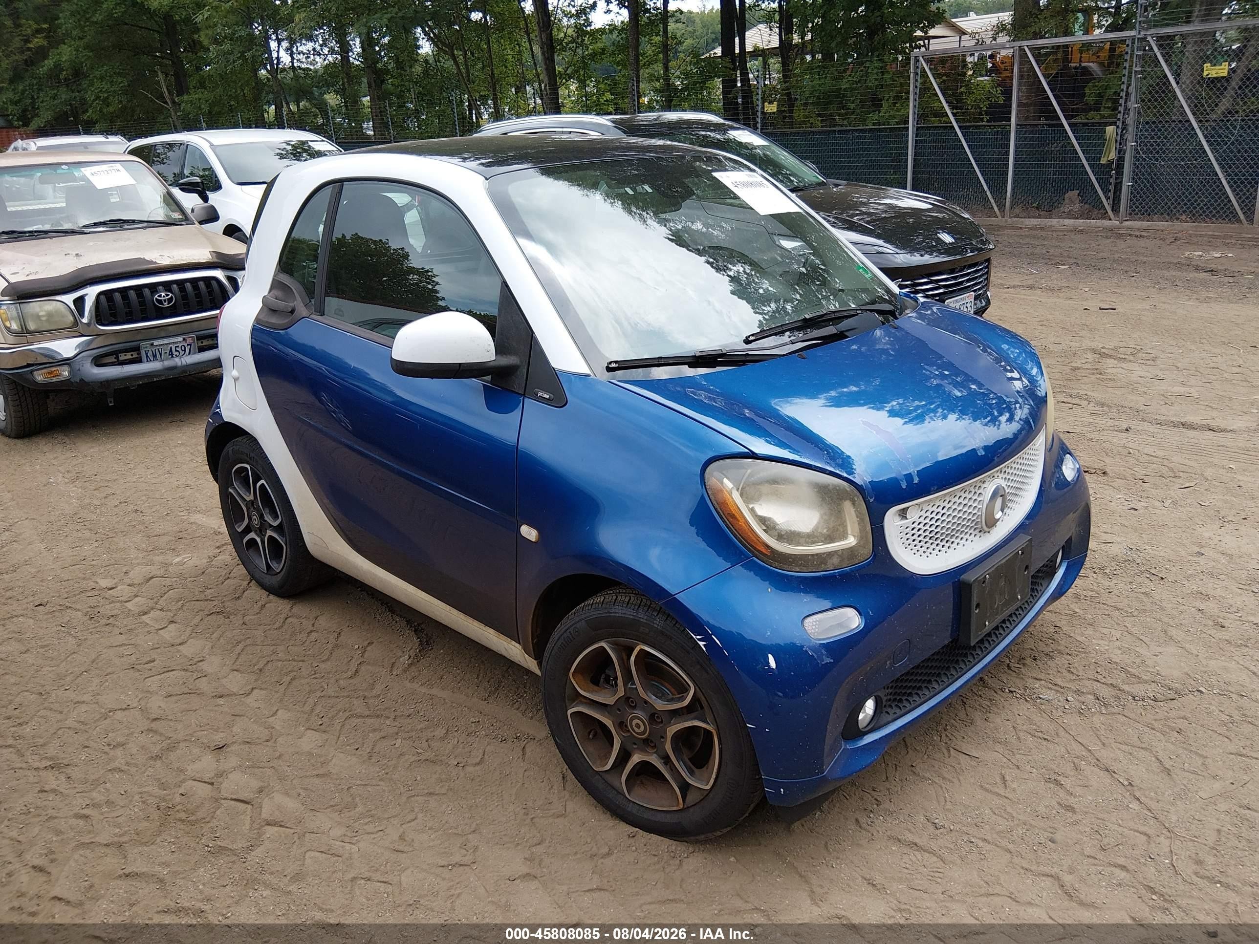 2016 Smart fortwo Passion, VIN WMEFJ5DA8GK060969 — Normal wear