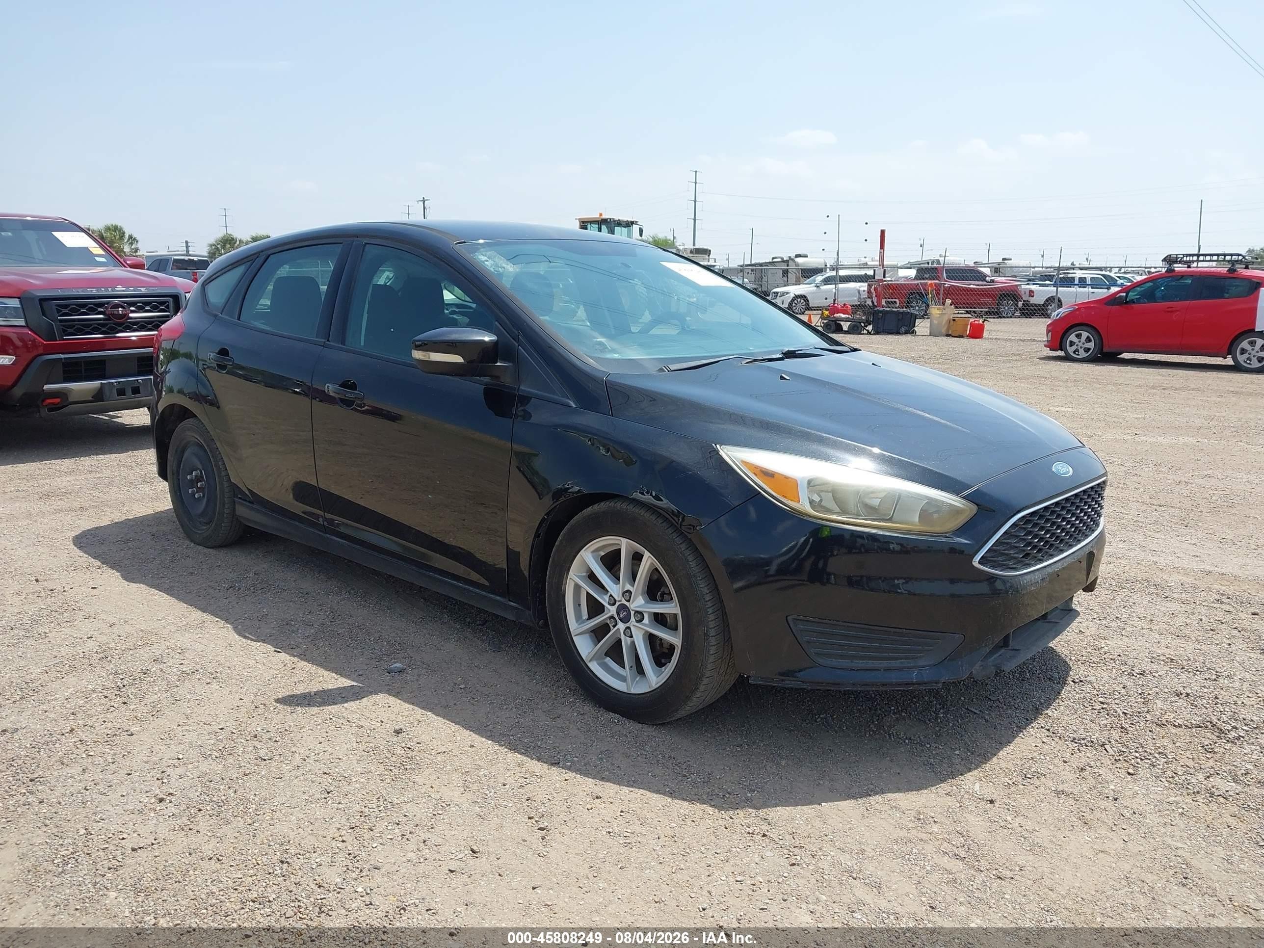 2015 Ford Focus SE, VIN 1FADP3K24FL351312 — Rear end