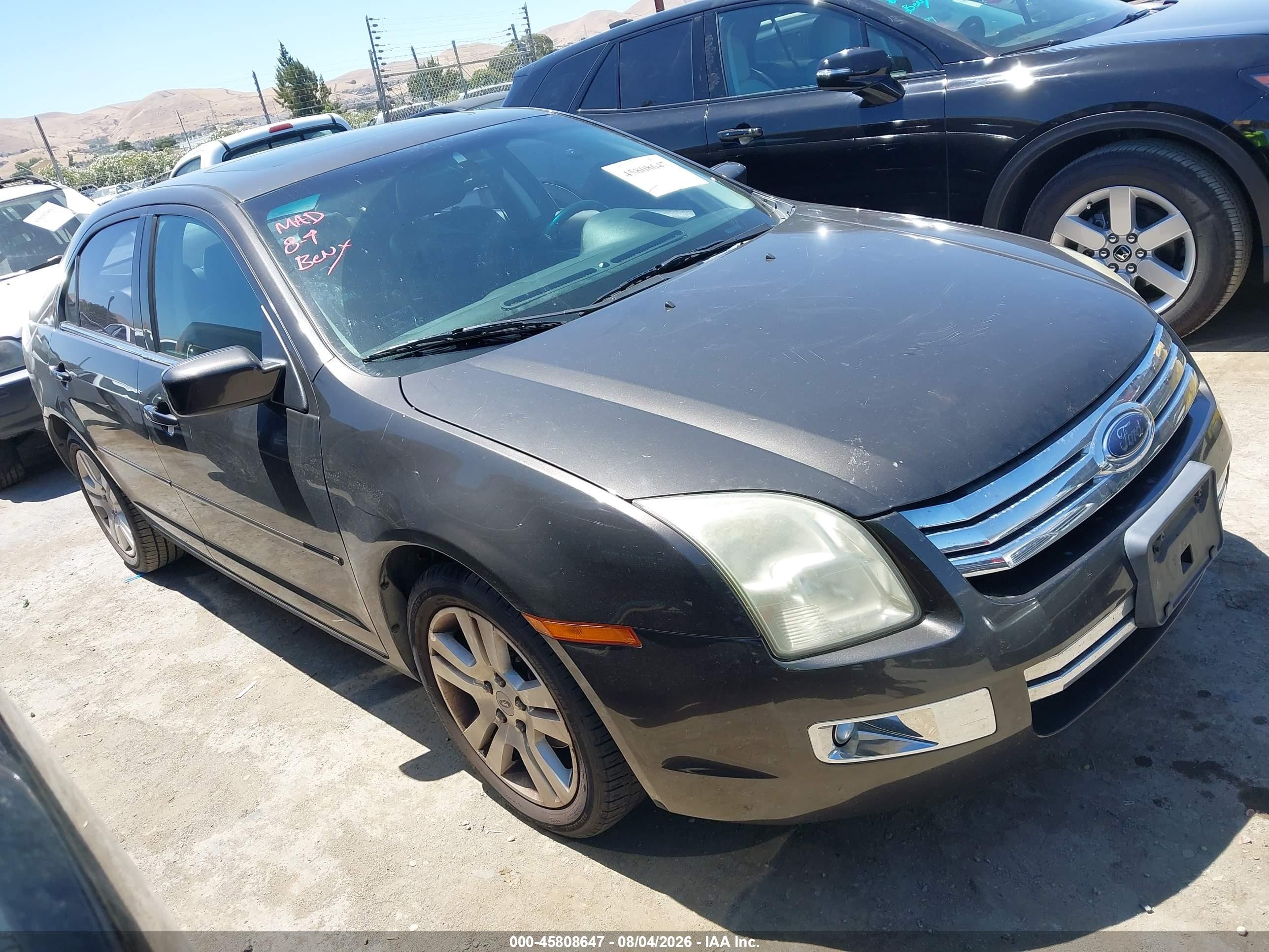 2006 Ford Fusion SEL, VIN 3FAHP08106R122321 — Normal wear