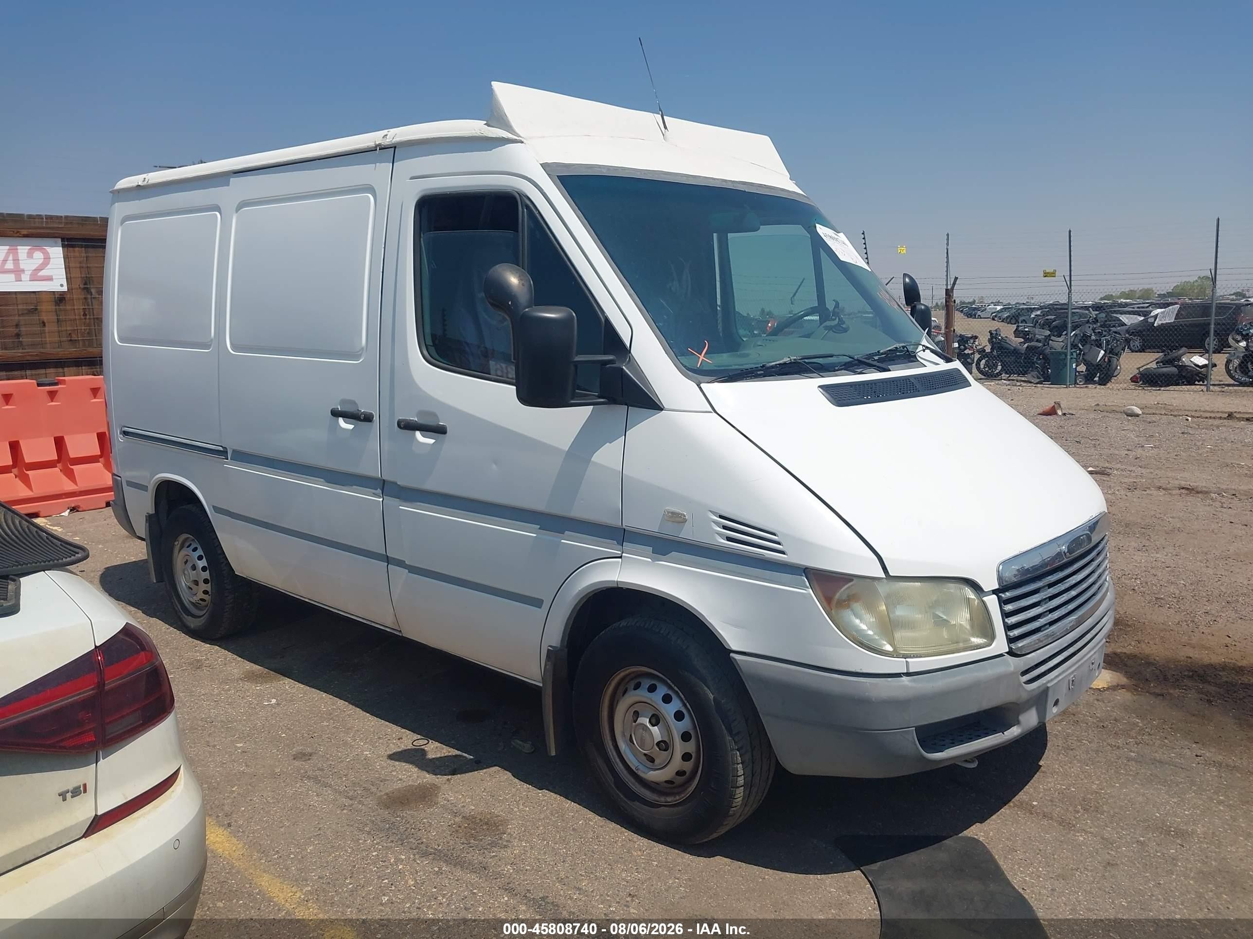 2004 Dodge Sprinter, VIN WD2PD144545643604 — Normal wear