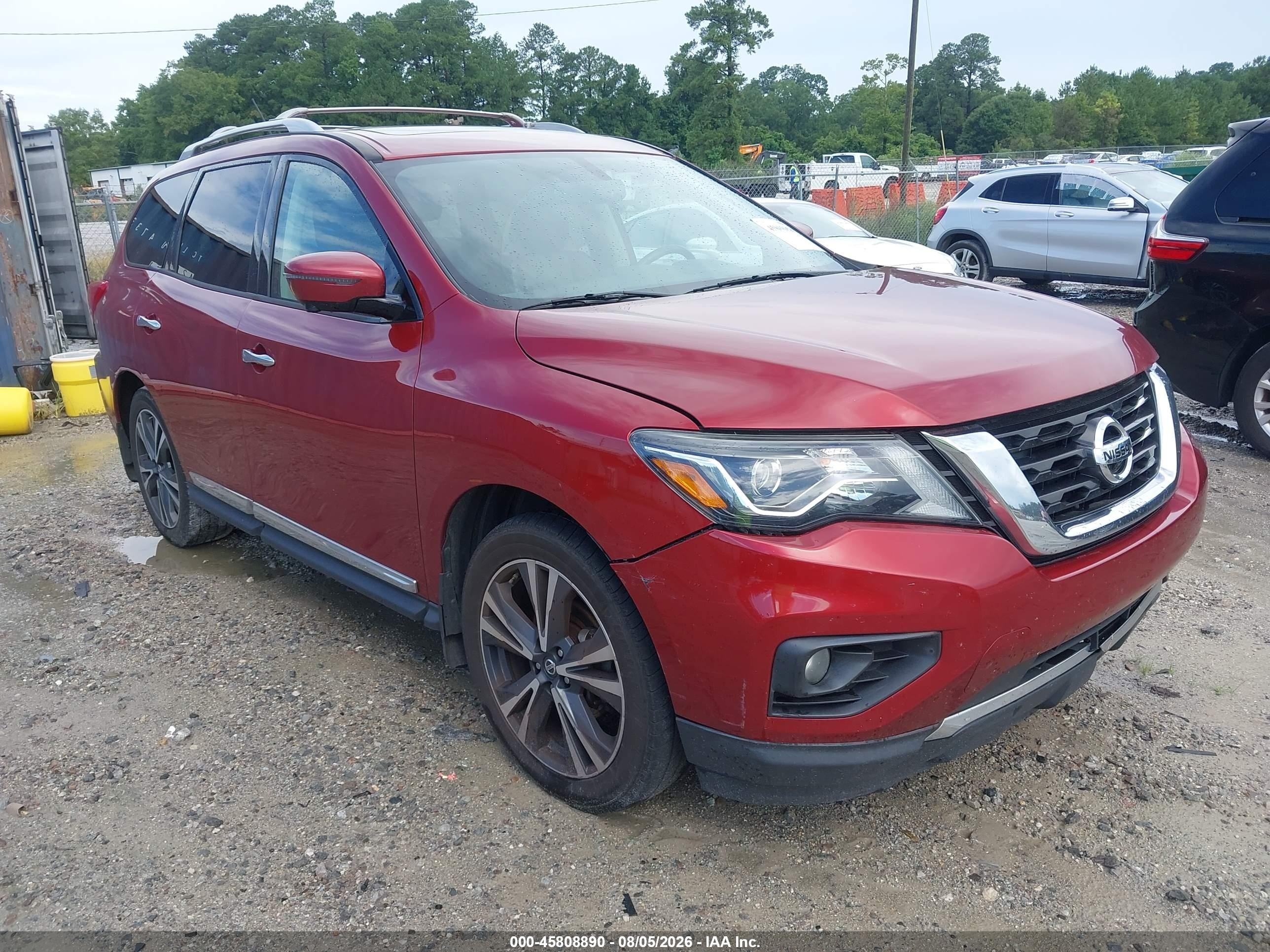 2017 Nissan Pathfinder SV, VIN 5N1DR2MN0HC910567 — Обычный износ