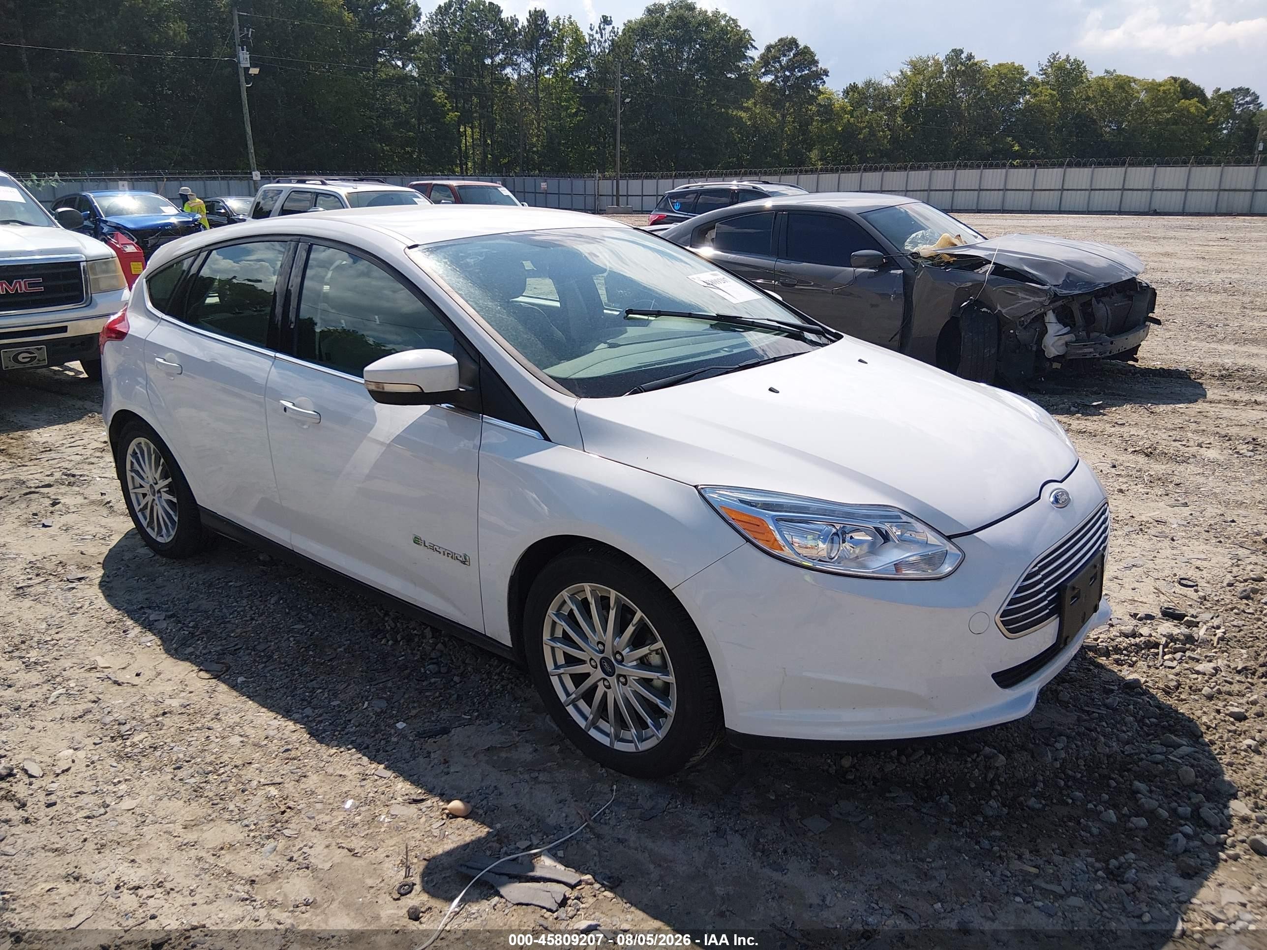 2016 Ford Focus Electric, VIN 1FADP3R44GL362318 — Normal wear