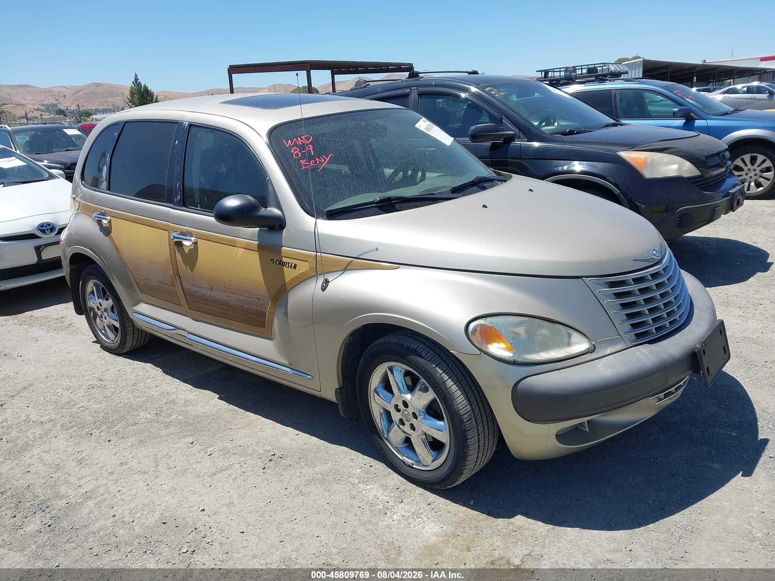 2005 Chrysler PT Cruiser Limited, VIN 3C8FY688X5T640323 — Normal wear