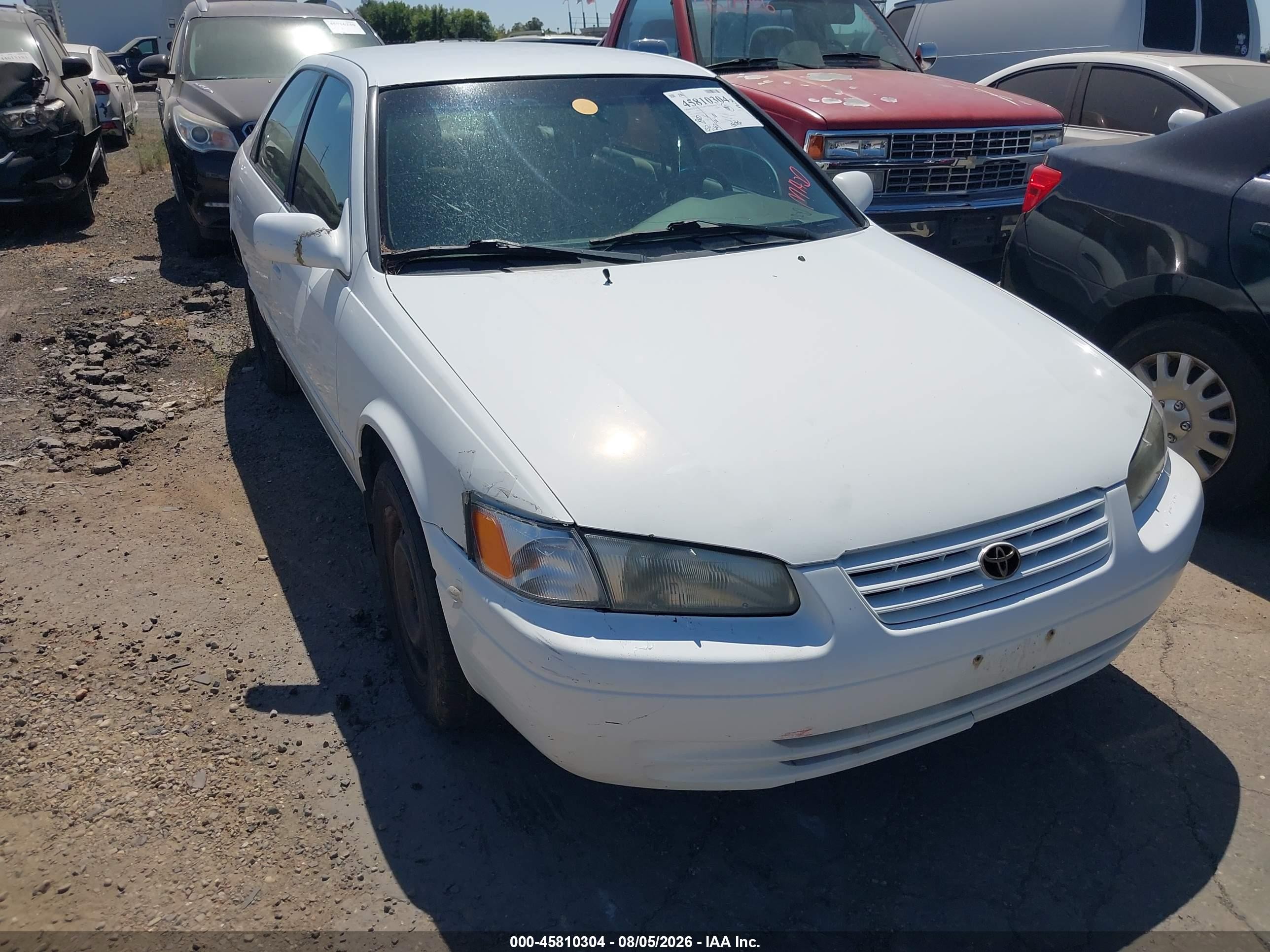 1997 Toyota Camry LE, VIN 4T1BF22KXVU902975 — Normal wear