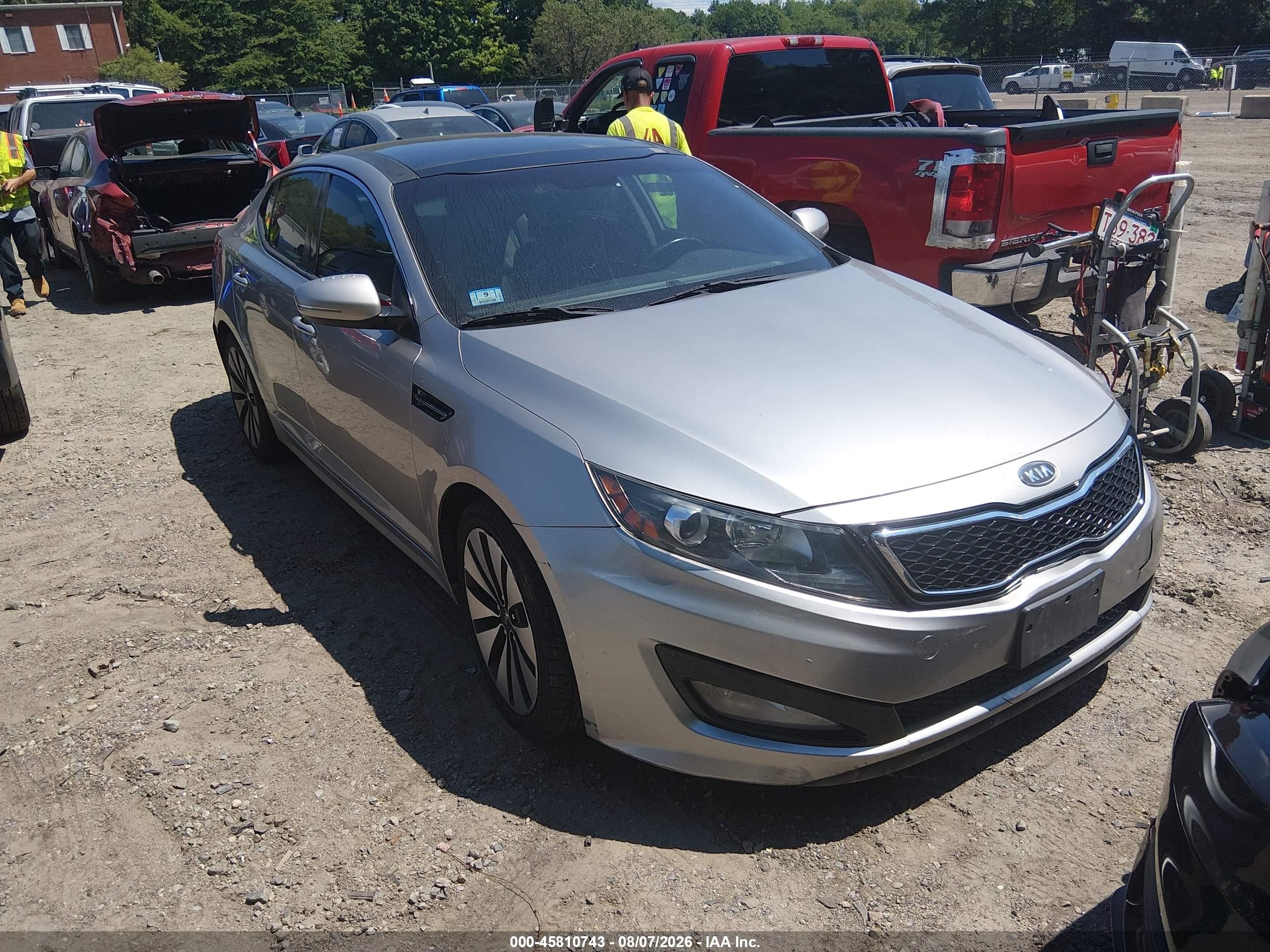 2011 Kia Optima SX, VIN KNAGR4A61B5155108 — Rear end