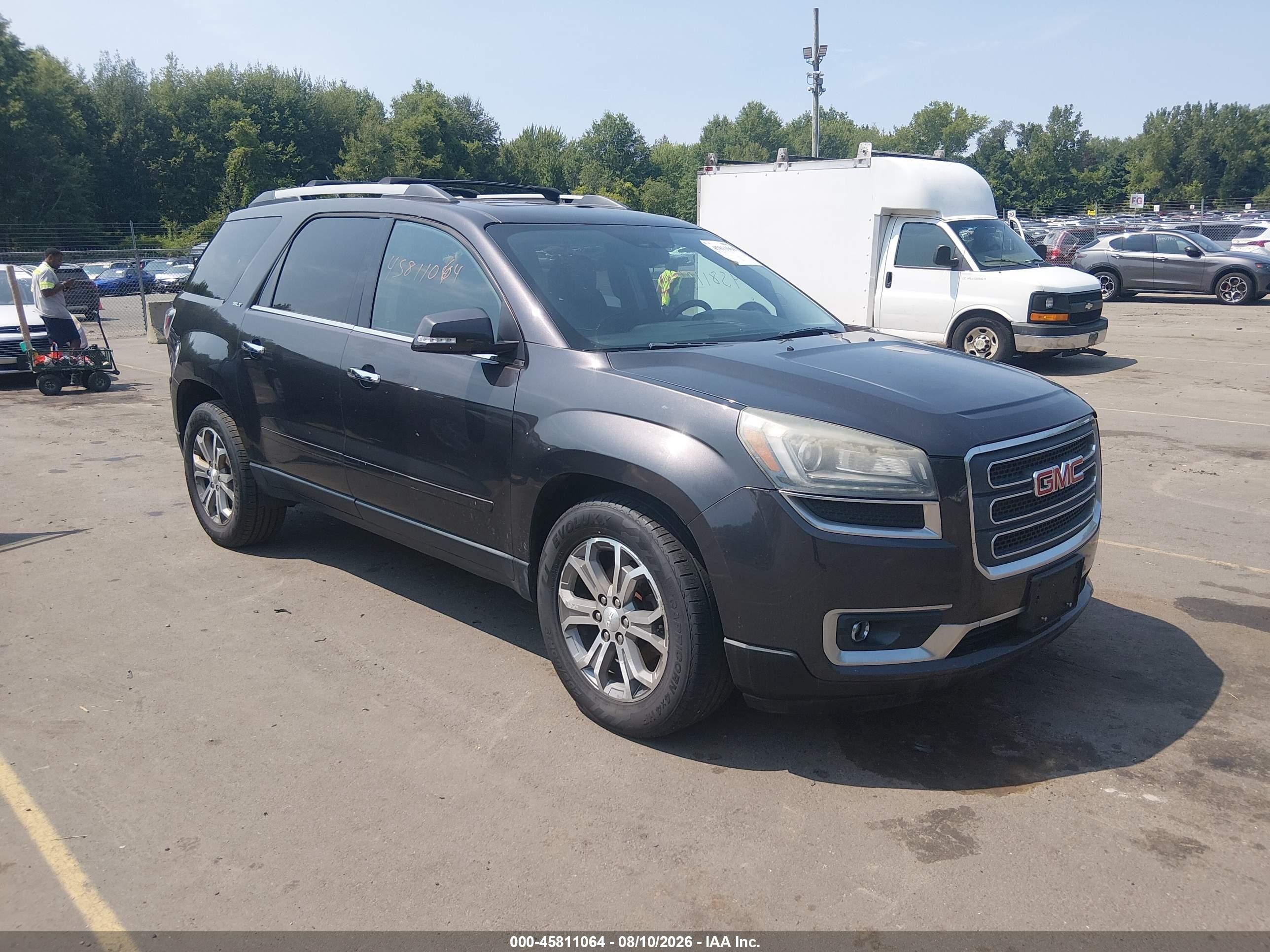 2015 GMC Acadia SLT, VIN 1GKKVRKD5FJ285395 — Normal wear