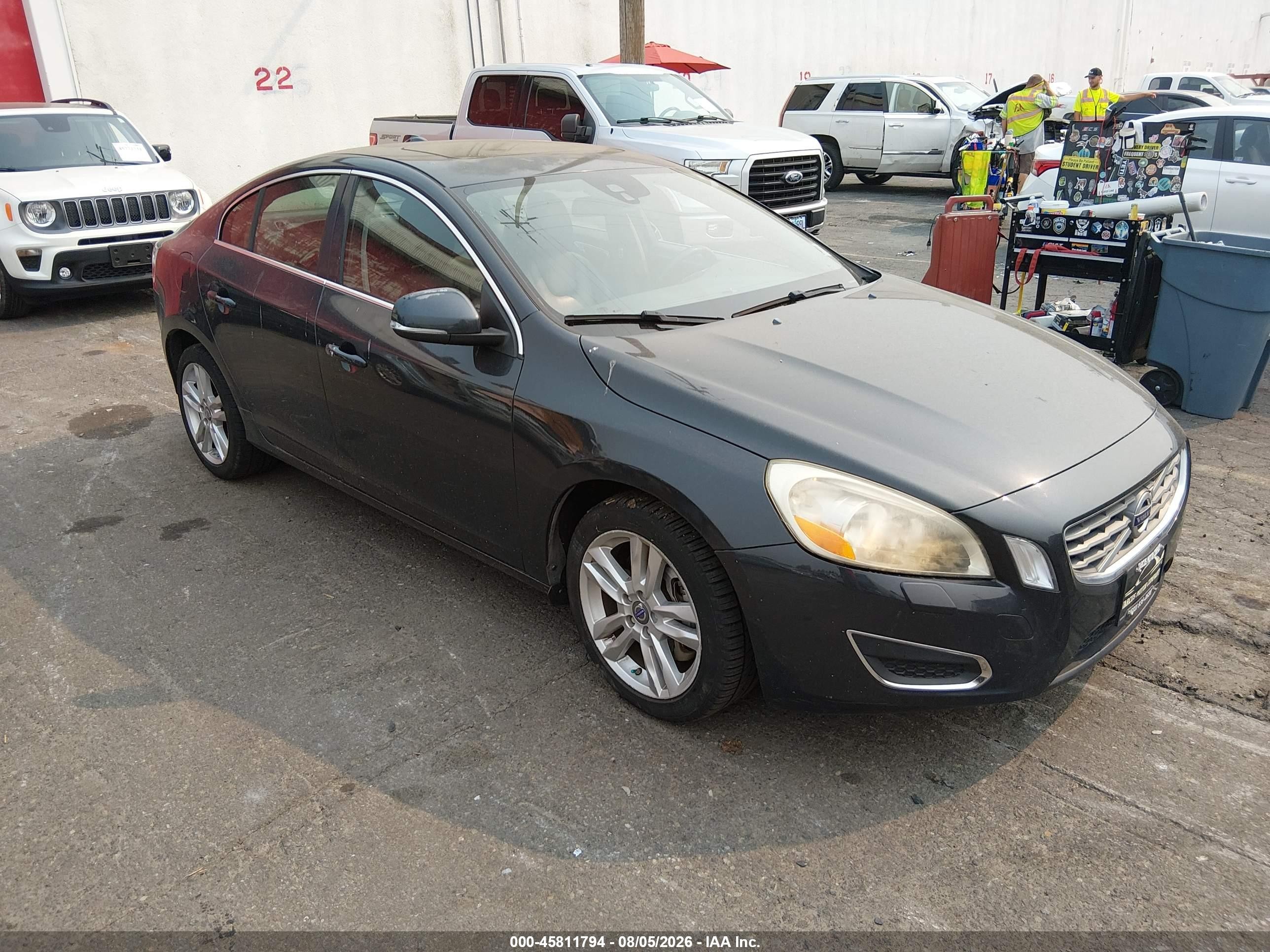 2013 Volvo S60 T5 Premier, VIN YV1612FS0D2210548 — Normal wear