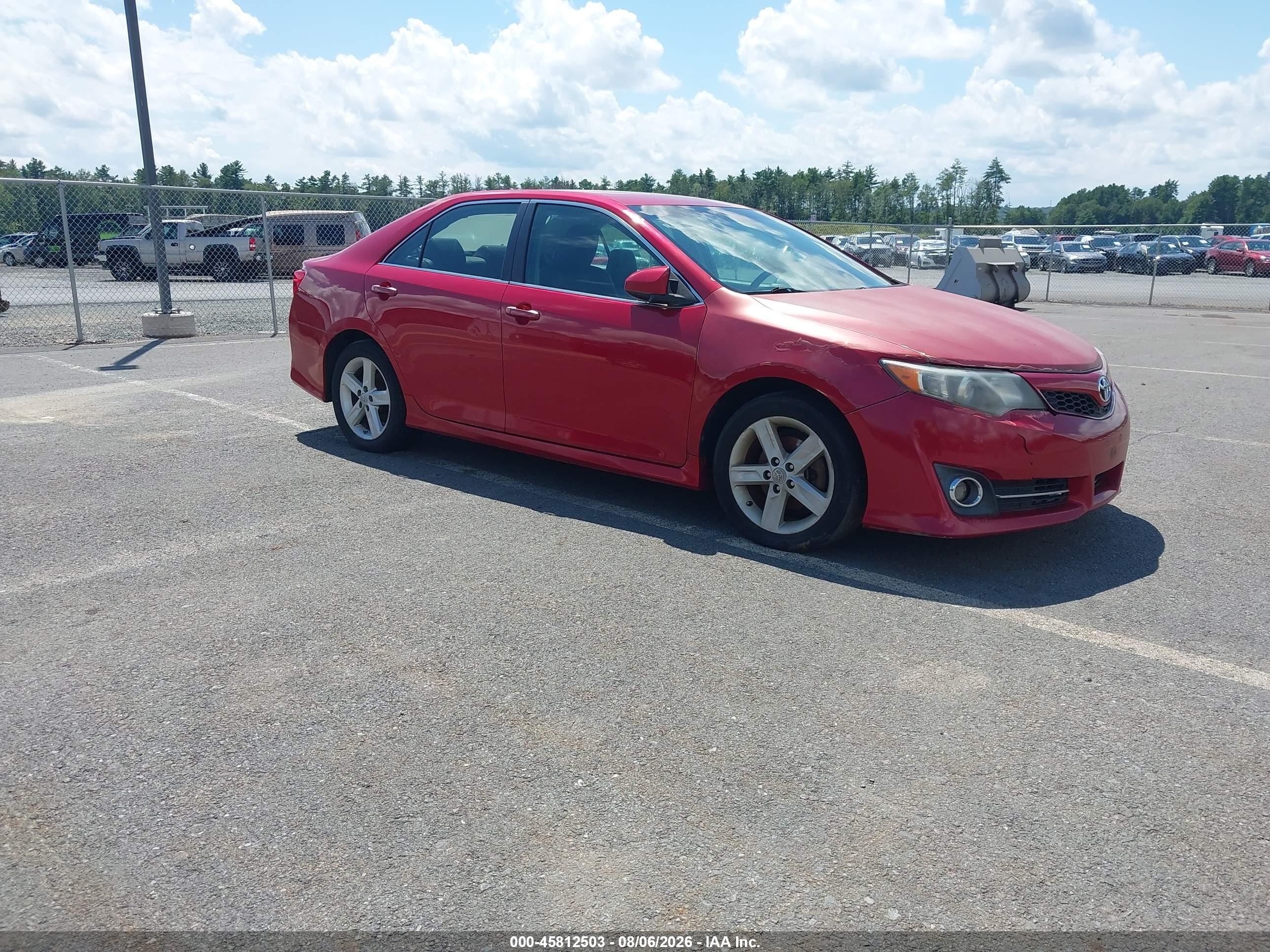 2013 Toyota Camry SE, VIN 4T1BF1FK2DU657107 — Обычный износ