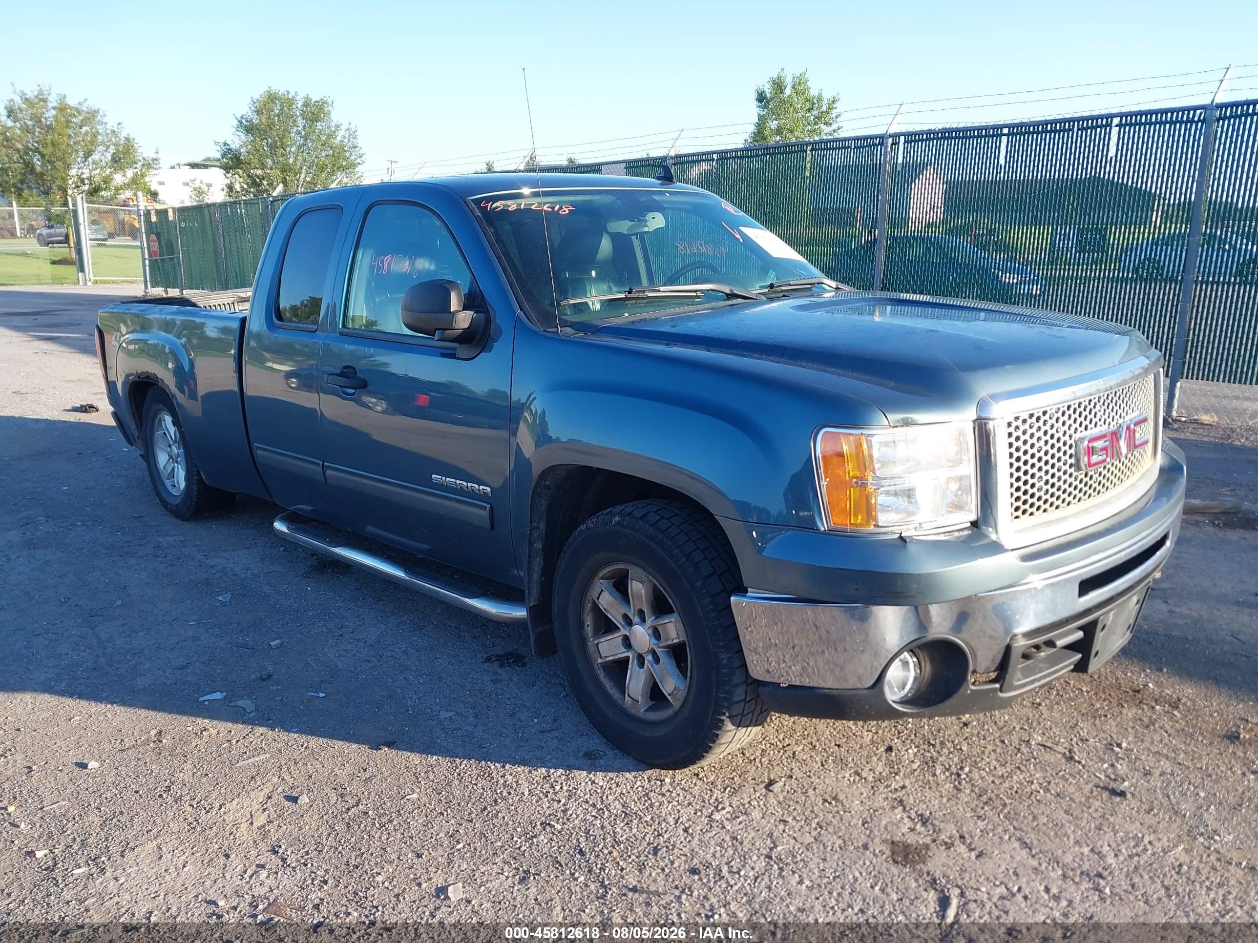 2013 GMC Sierra 1500 SLE, VIN 1GTR2VE78DZ220430 — Normal wear