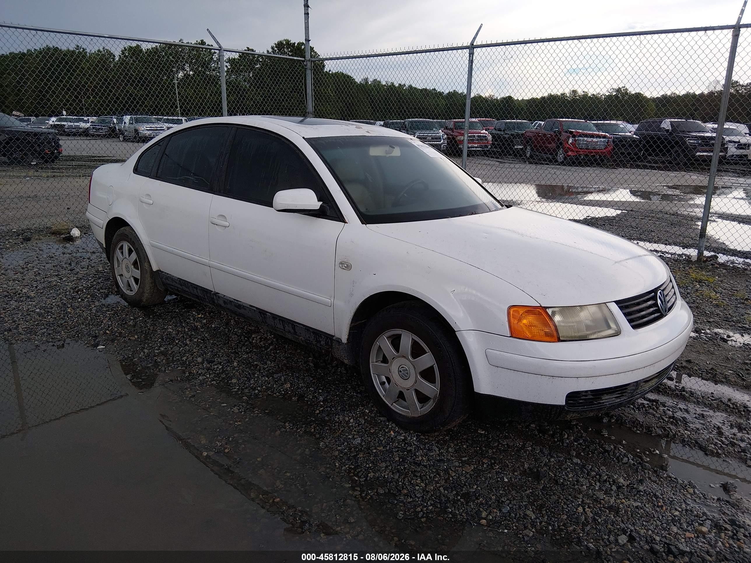 2001 Volkswagen Passat, VIN WVWAC63B11P001582 — Normal wear