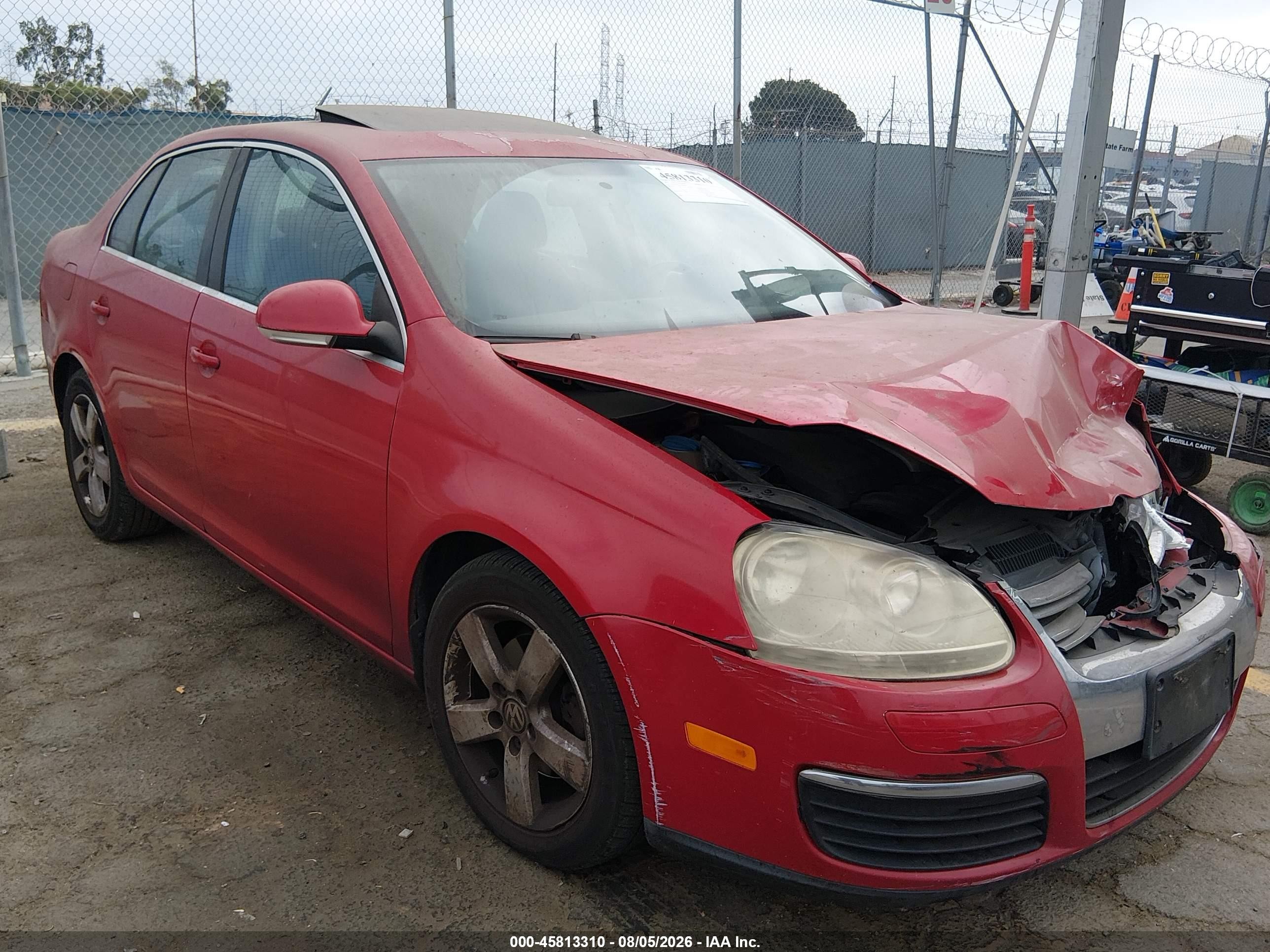 2009 Volkswagen Jetta SE, VIN 3VWRZ71KX9M140487 — Перед