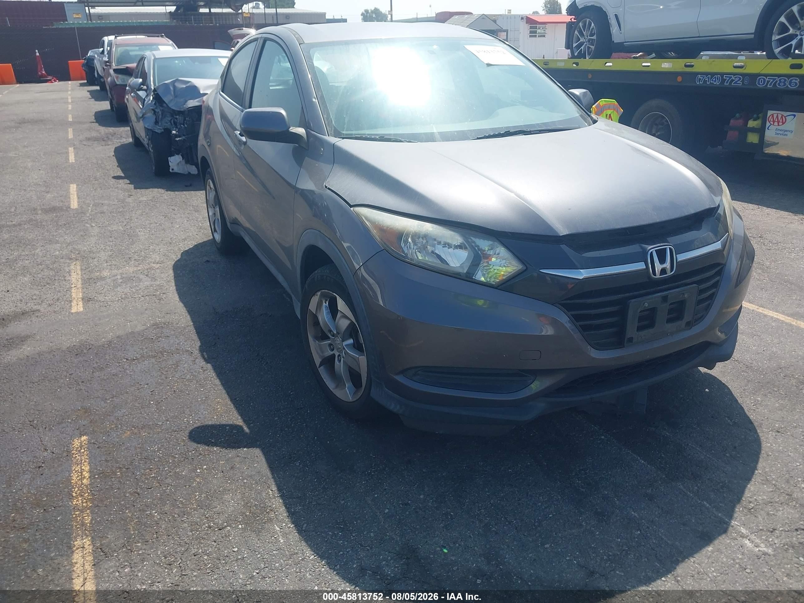 2018 Honda HR-V LX, VIN 3CZRU5H31JM715644 — Side