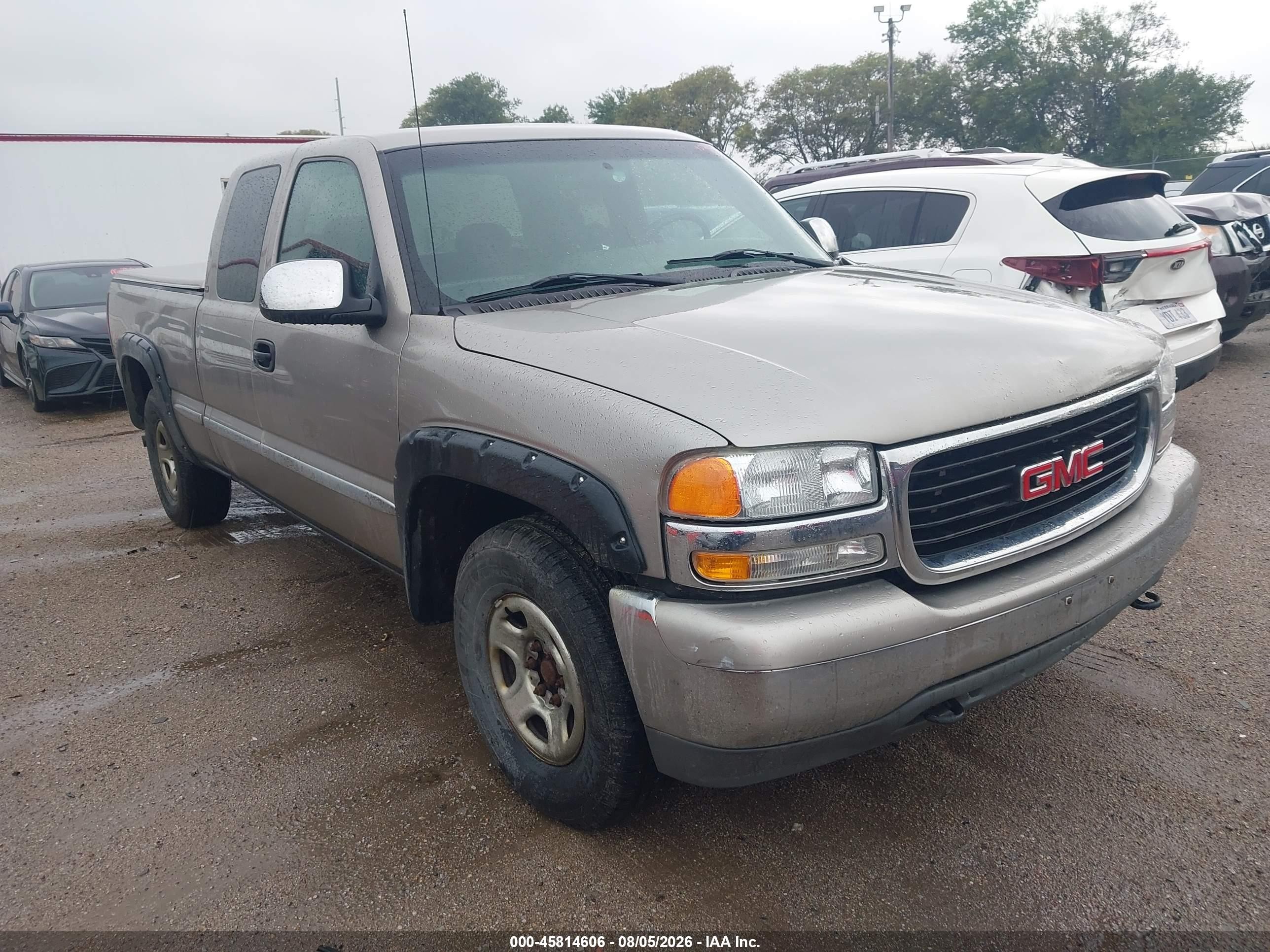 2001 GMC Sierra 1500 SLE, VIN 2GTEK19T911243220 — Обычный износ