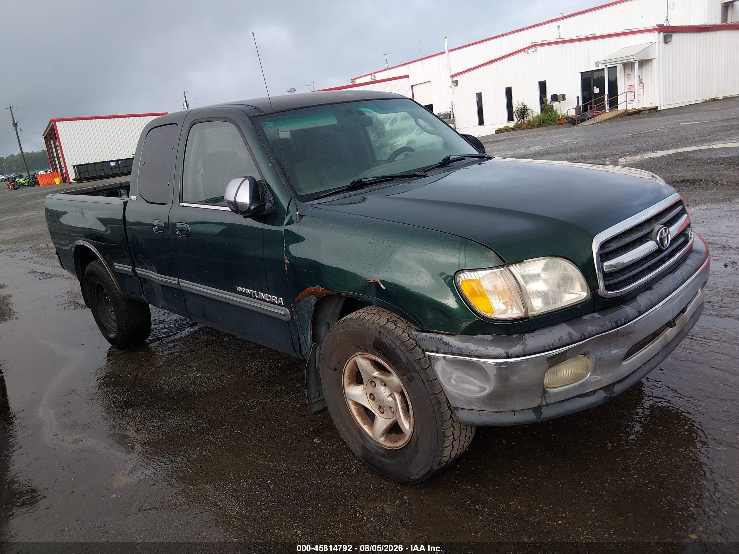 2002 Toyota Tundra SR5, VIN 5TBRT34102S330006 — Normal wear
