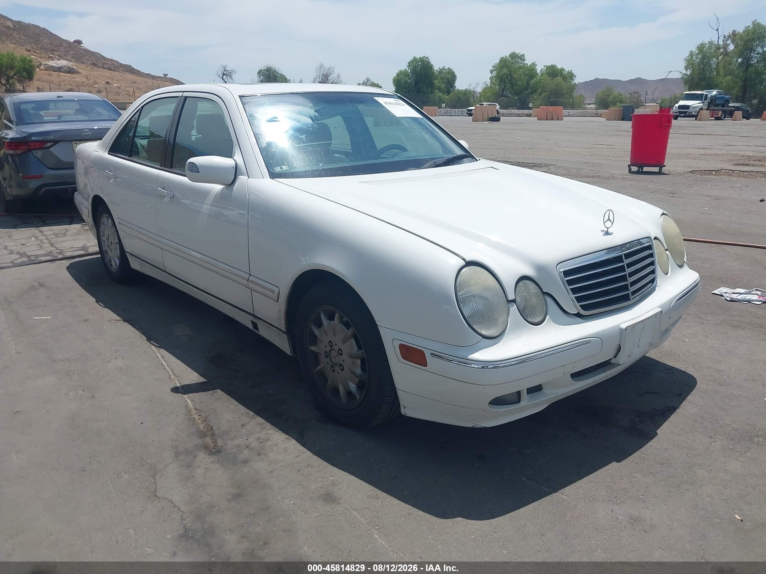 2000 Mercedes-Benz E 320, VIN WDBJF65J1YB065395 — Not stated
