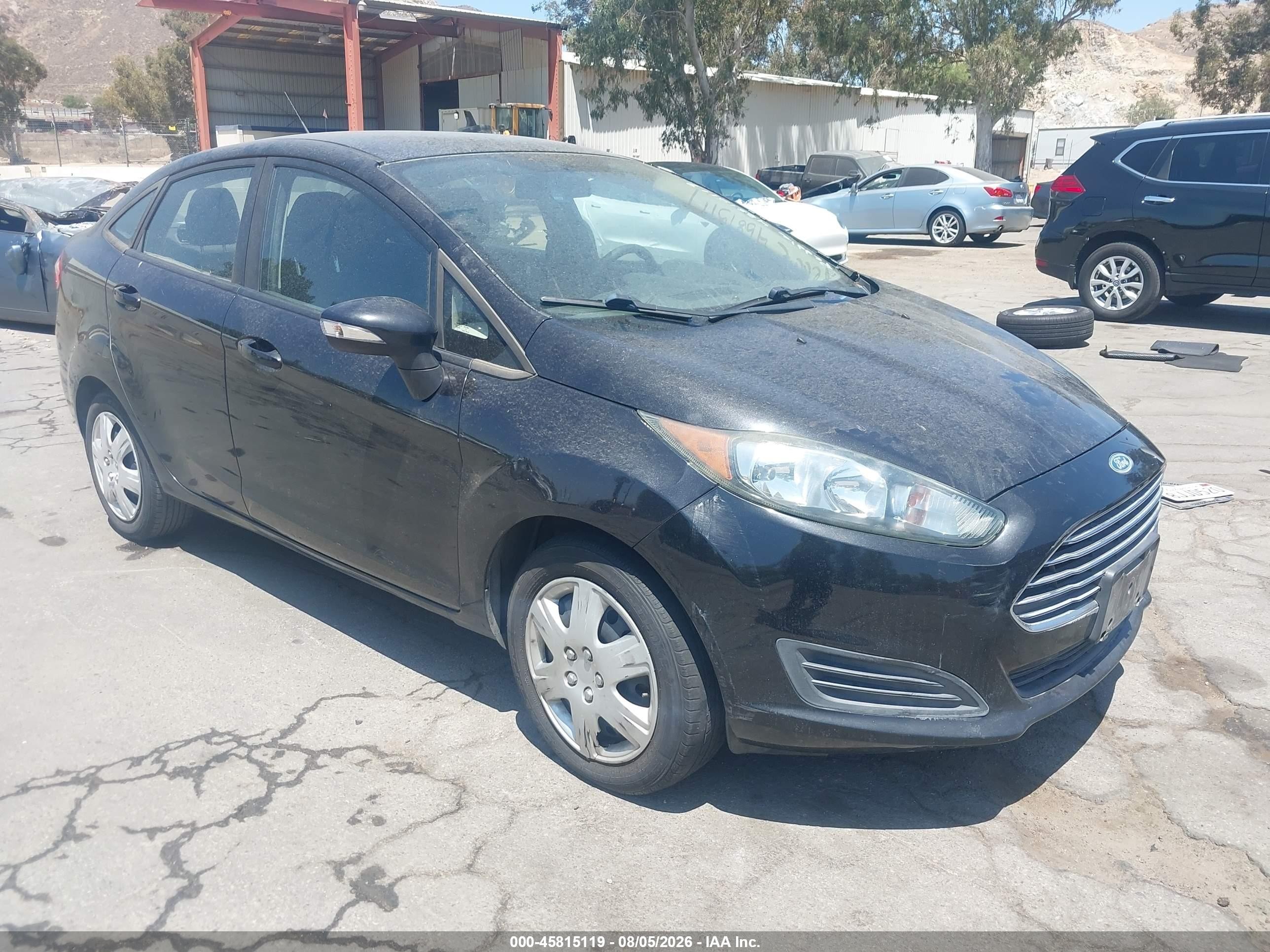 2014 Ford Fiesta SE, VIN 3FADP4BJ7EM203553 — Normal wear