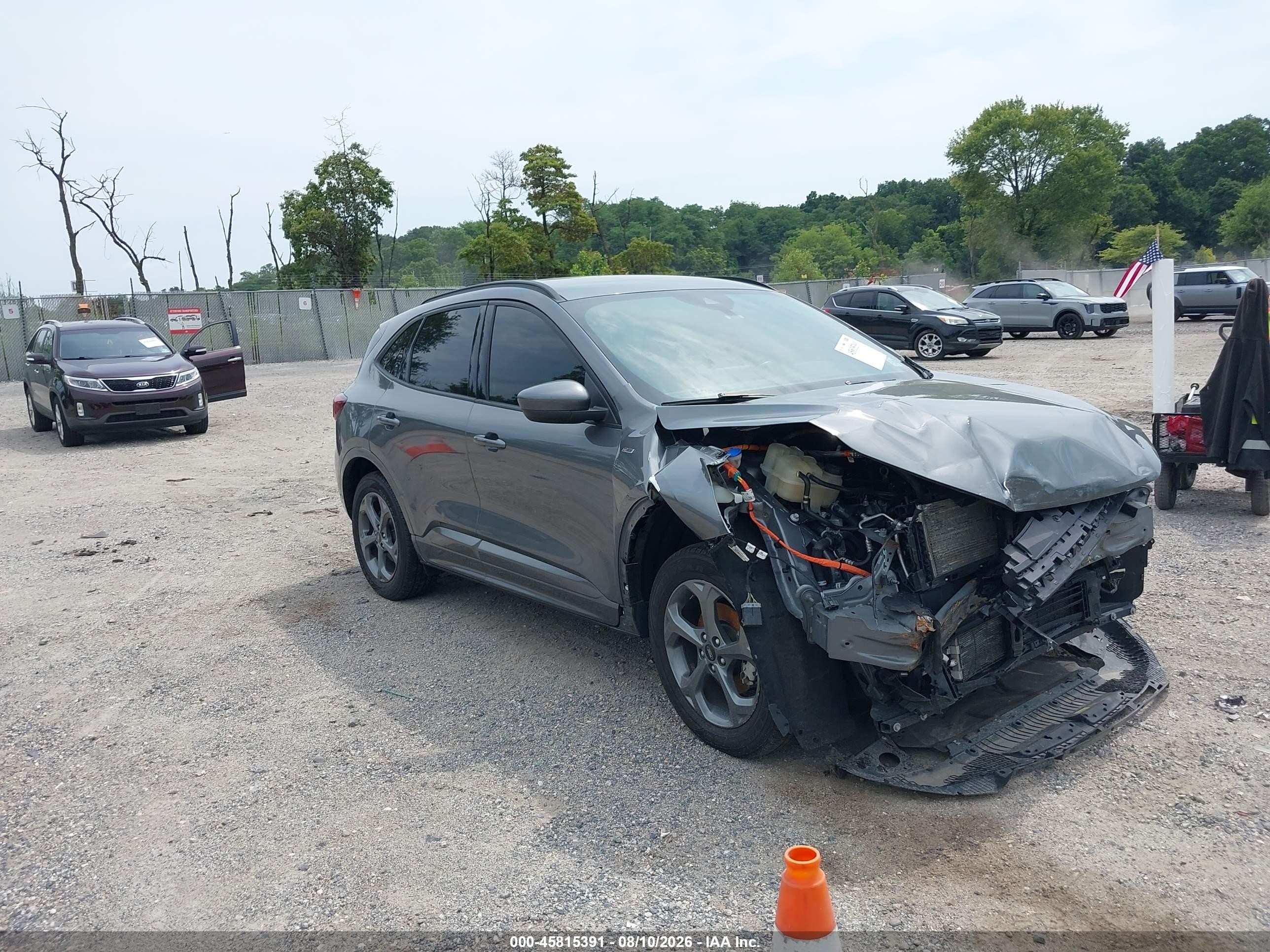 2024 Ford Escape ST-Line Select, VIN 1FMCU9NZ9RUA27549 — Front end