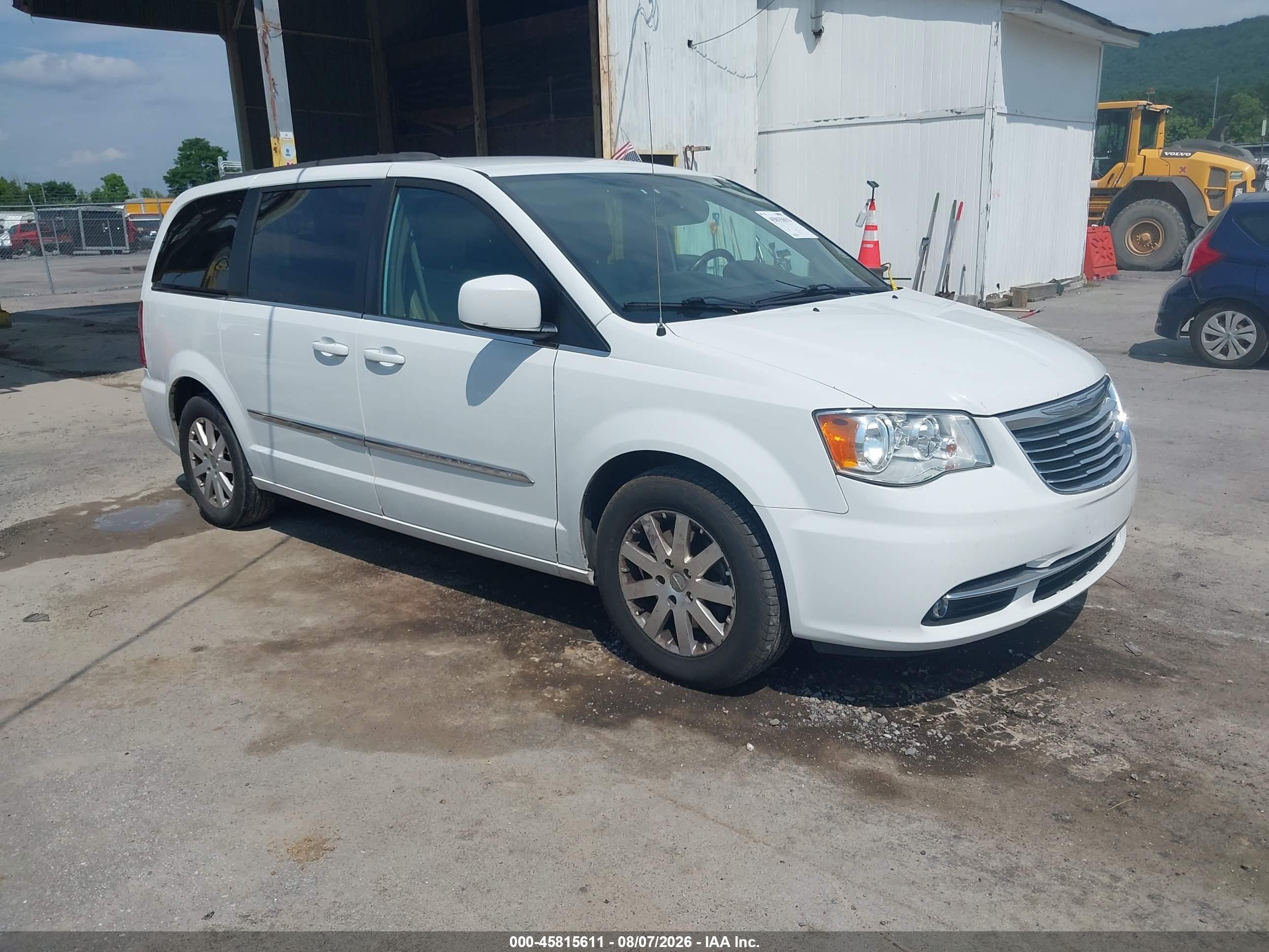 2016 Chrysler Town & Country Touring, VIN 2C4RC1BGXGR229834 — Обычный износ