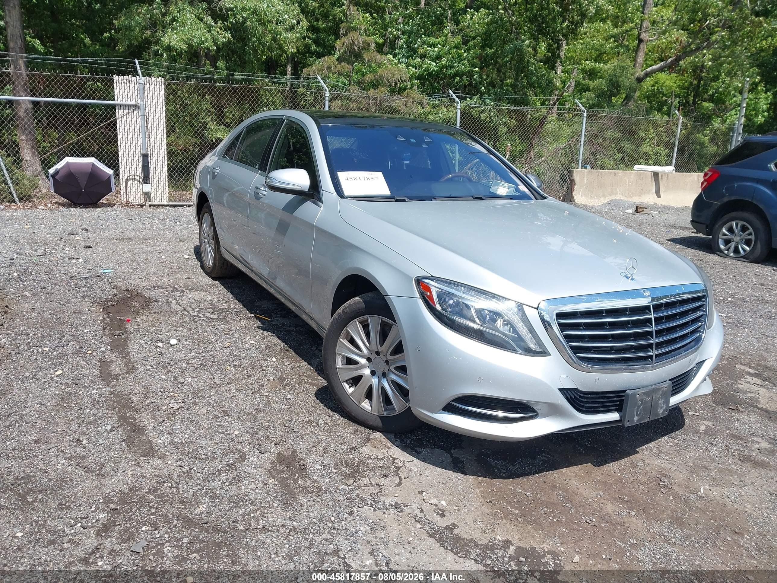 2015 Mercedes-Benz S 550, VIN WDDUG8FBXFA109076 — Normal wear