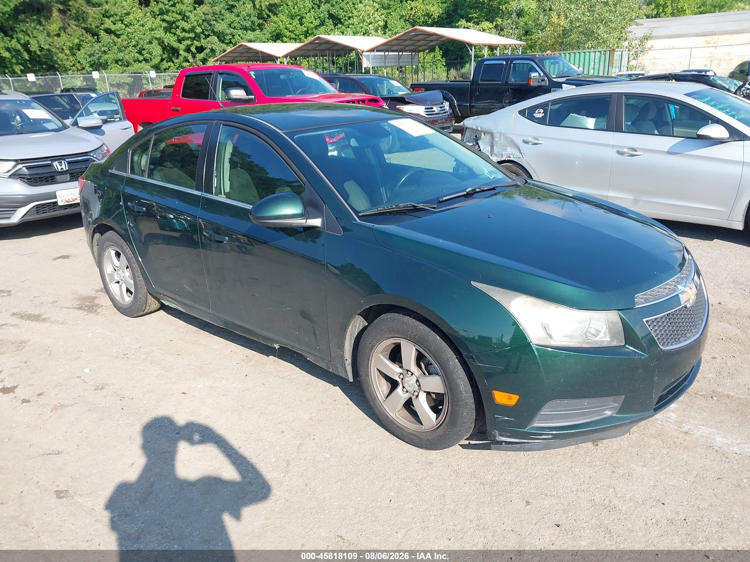 2014 Chevrolet Cruze 1LT, VIN 1G1PC5SB1E7120995 — Normal wear