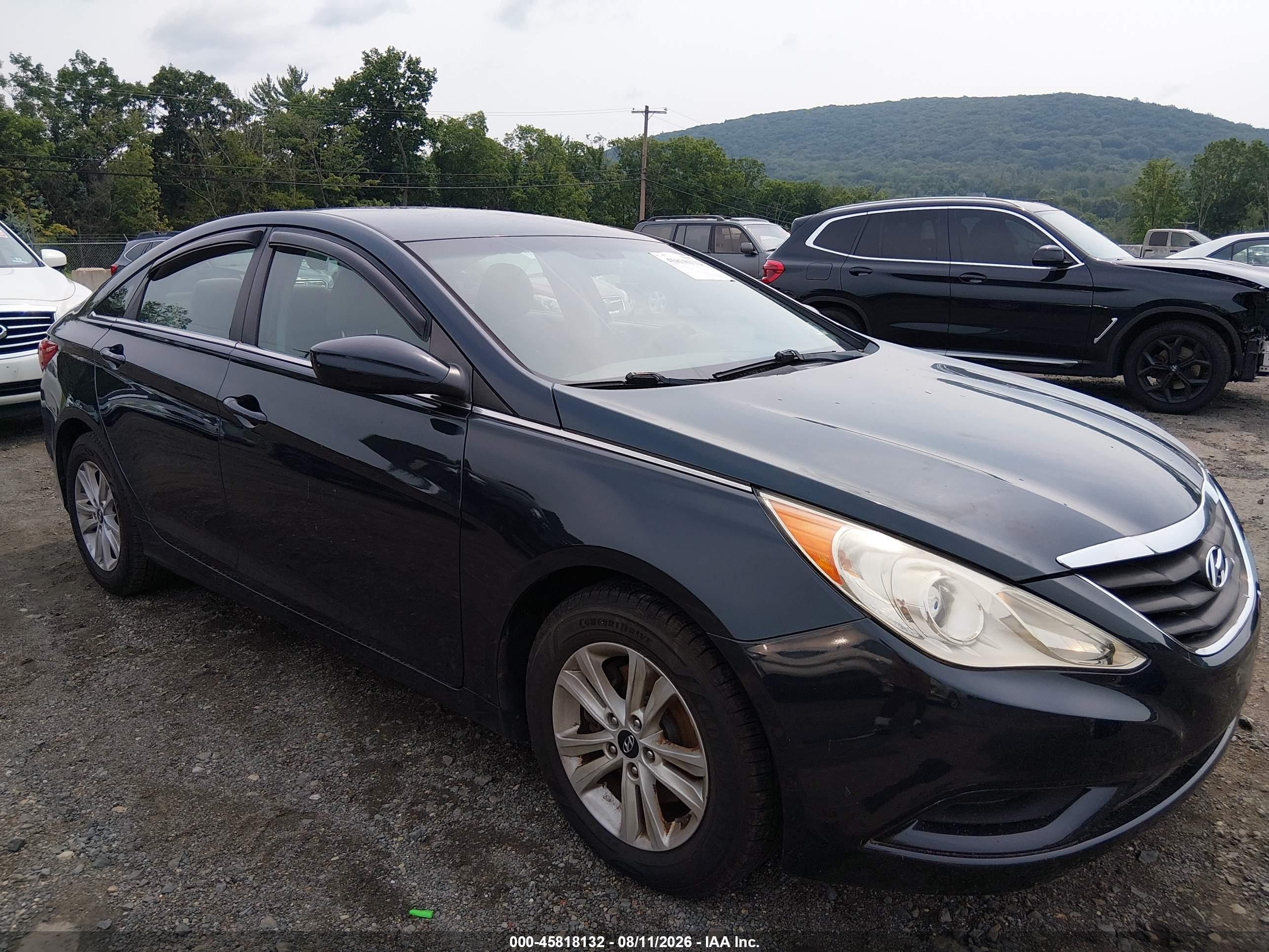 2011 Hyundai Sonata GLS, VIN 5NPEB4AC6BH044588 — Normal wear