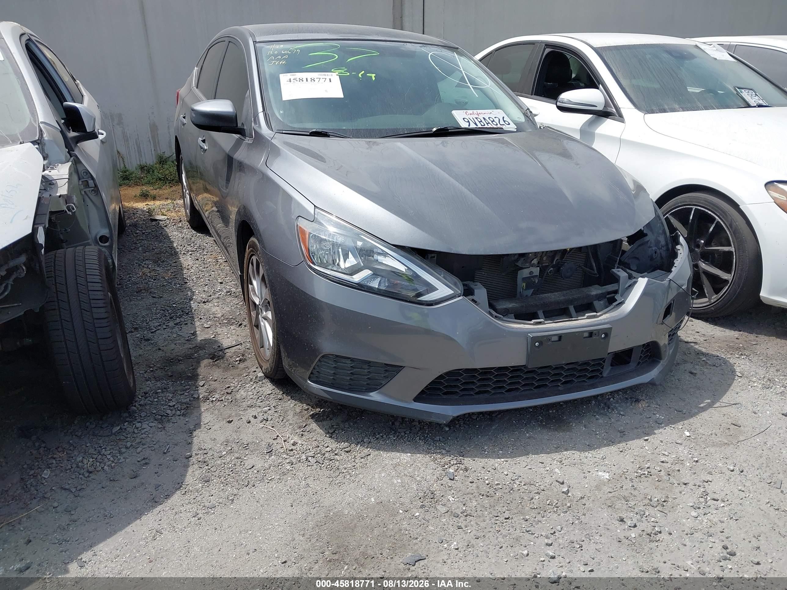 2018 Nissan Sentra SR, VIN 3N1AB7AP9JY340941 — Front end