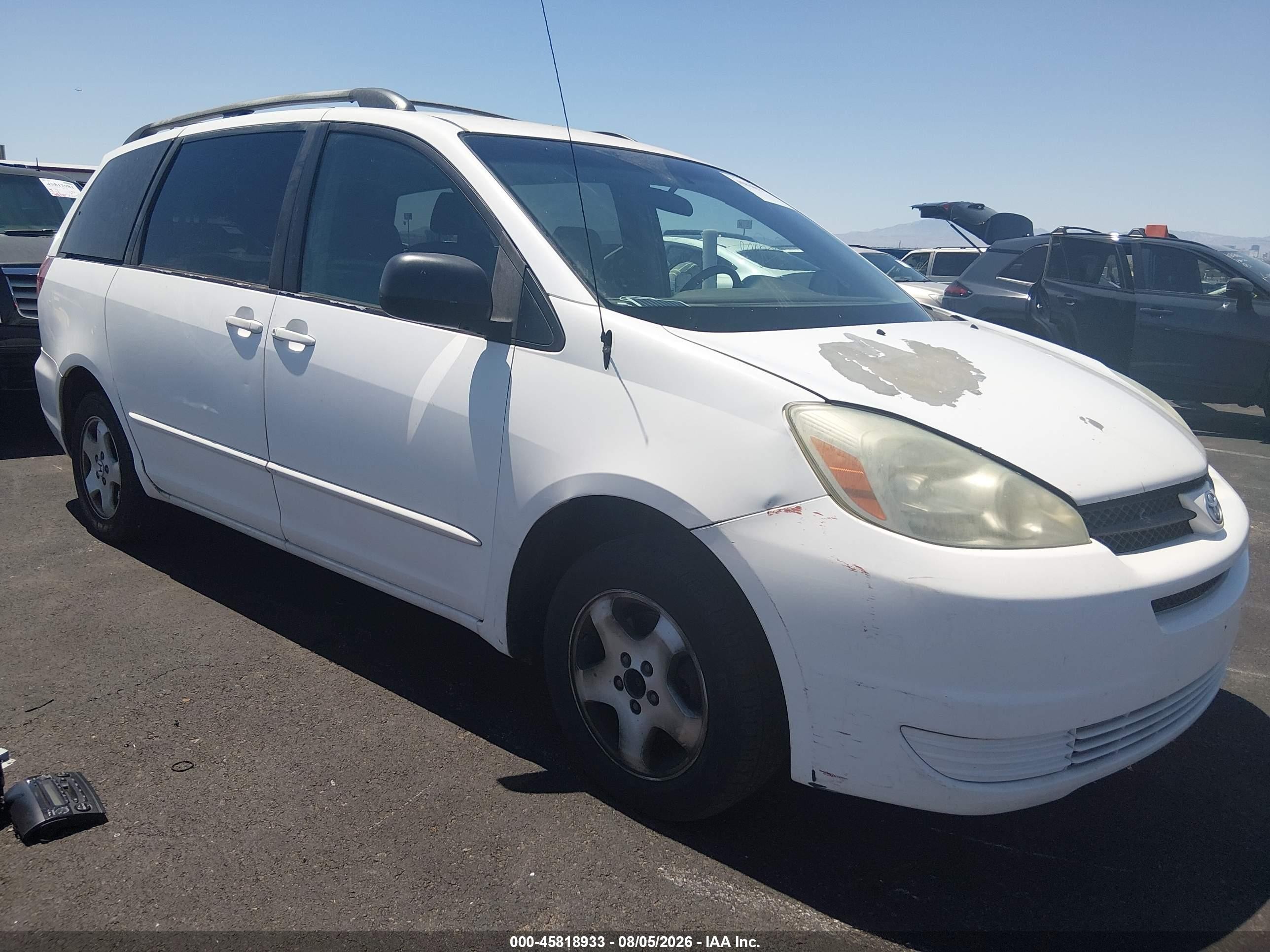 2004 Toyota Sienna LE, VIN 5TDZA23C64S149554 — Normal wear