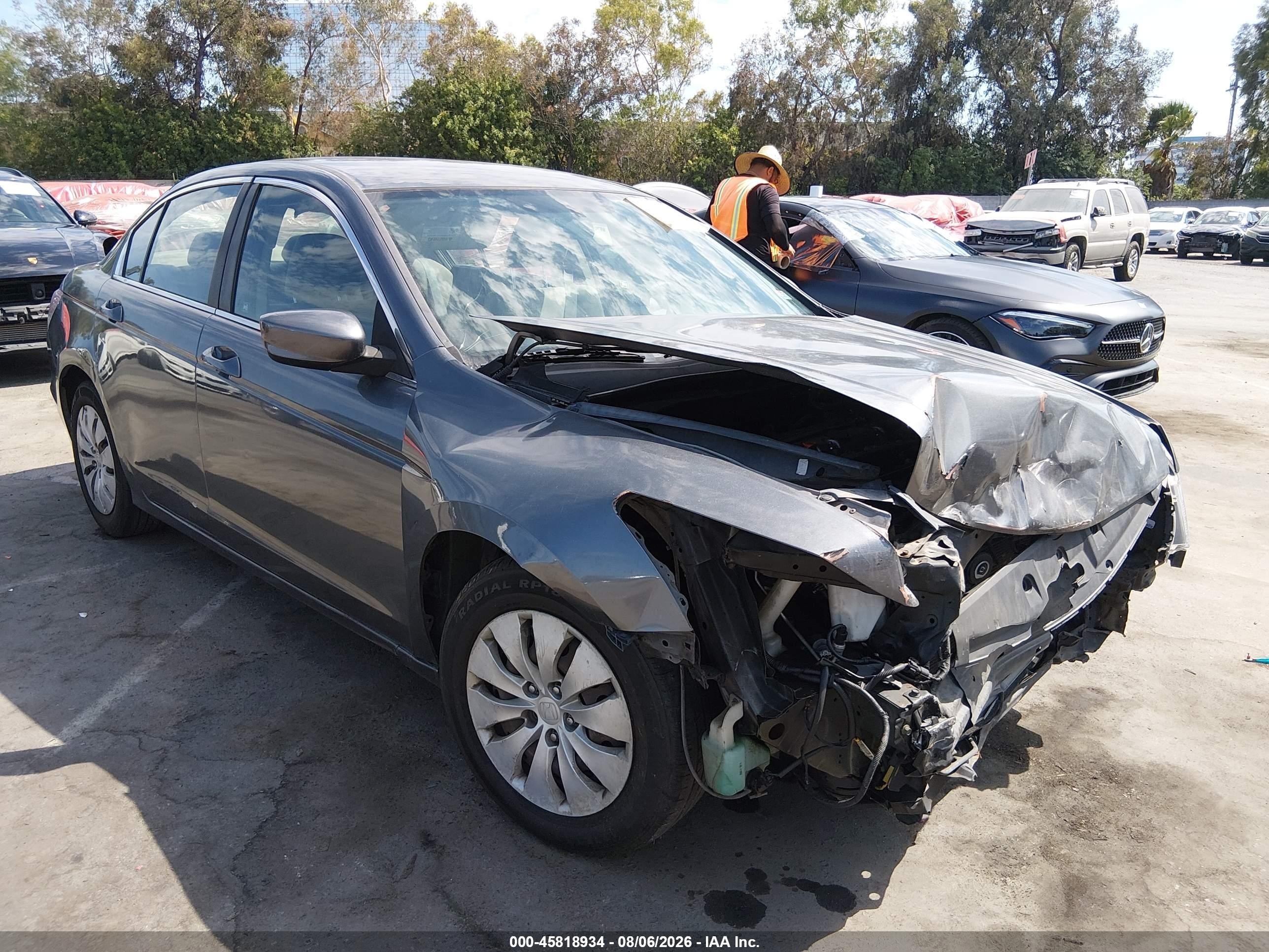 2012 Honda Accord LX, VIN 1HGCP2F34CA134239 — Front end
