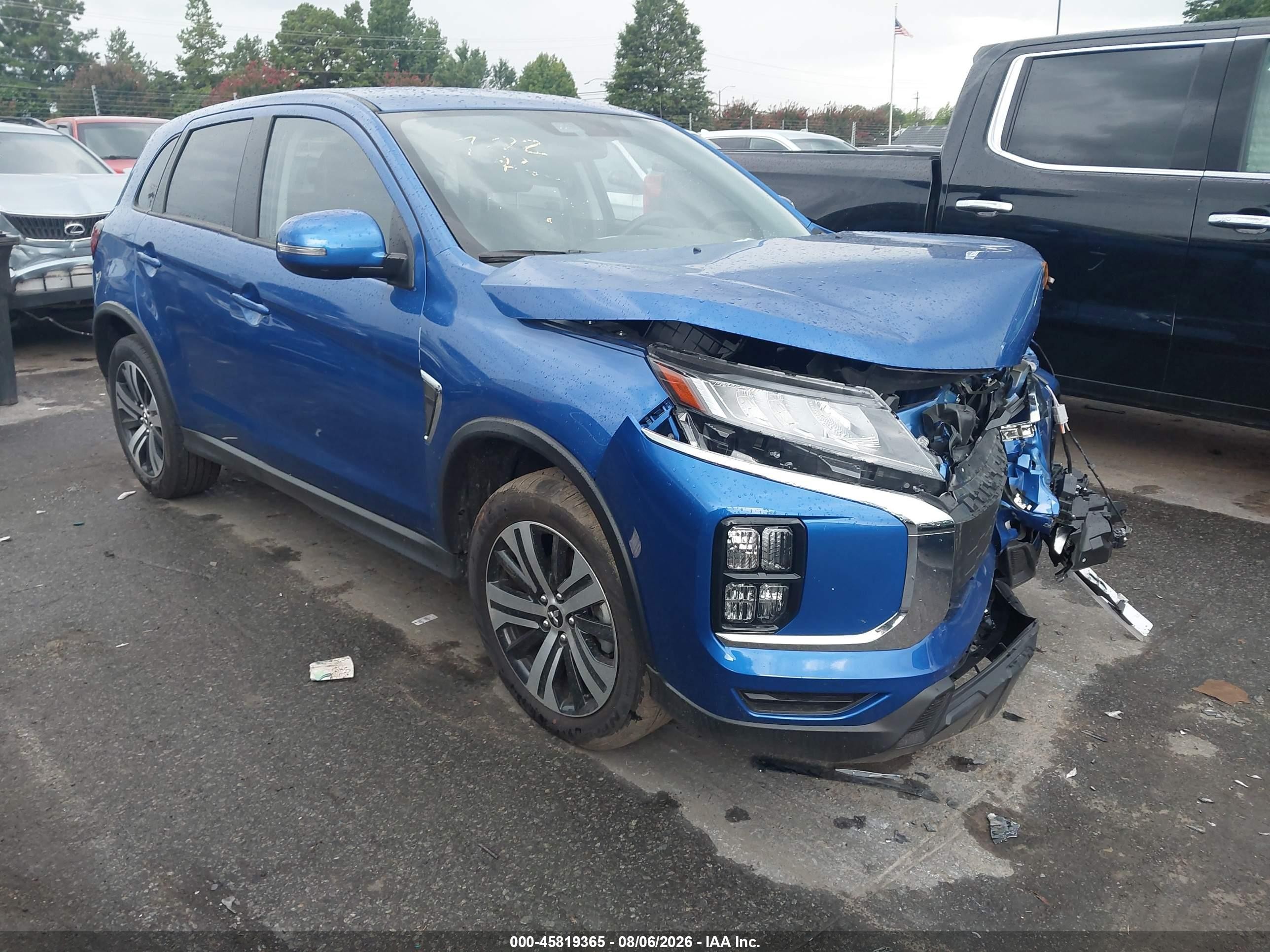 2026 Mitsubishi Outlander S, VIN JA4ARUAU3TU009396 — Front end