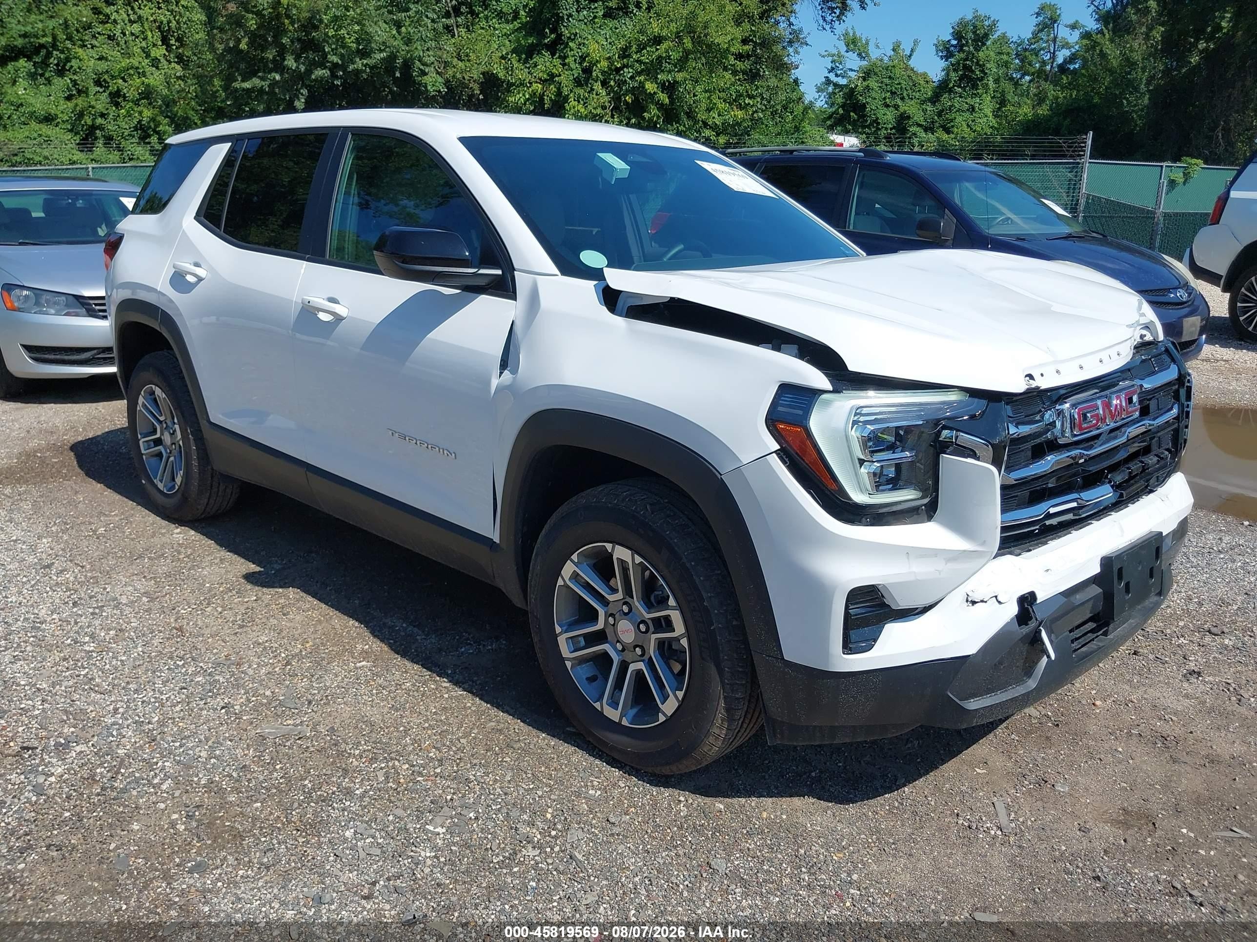 2026 GMC Terrain AWD Elevation, VIN 3GKALUEG0TL436416 — Front end