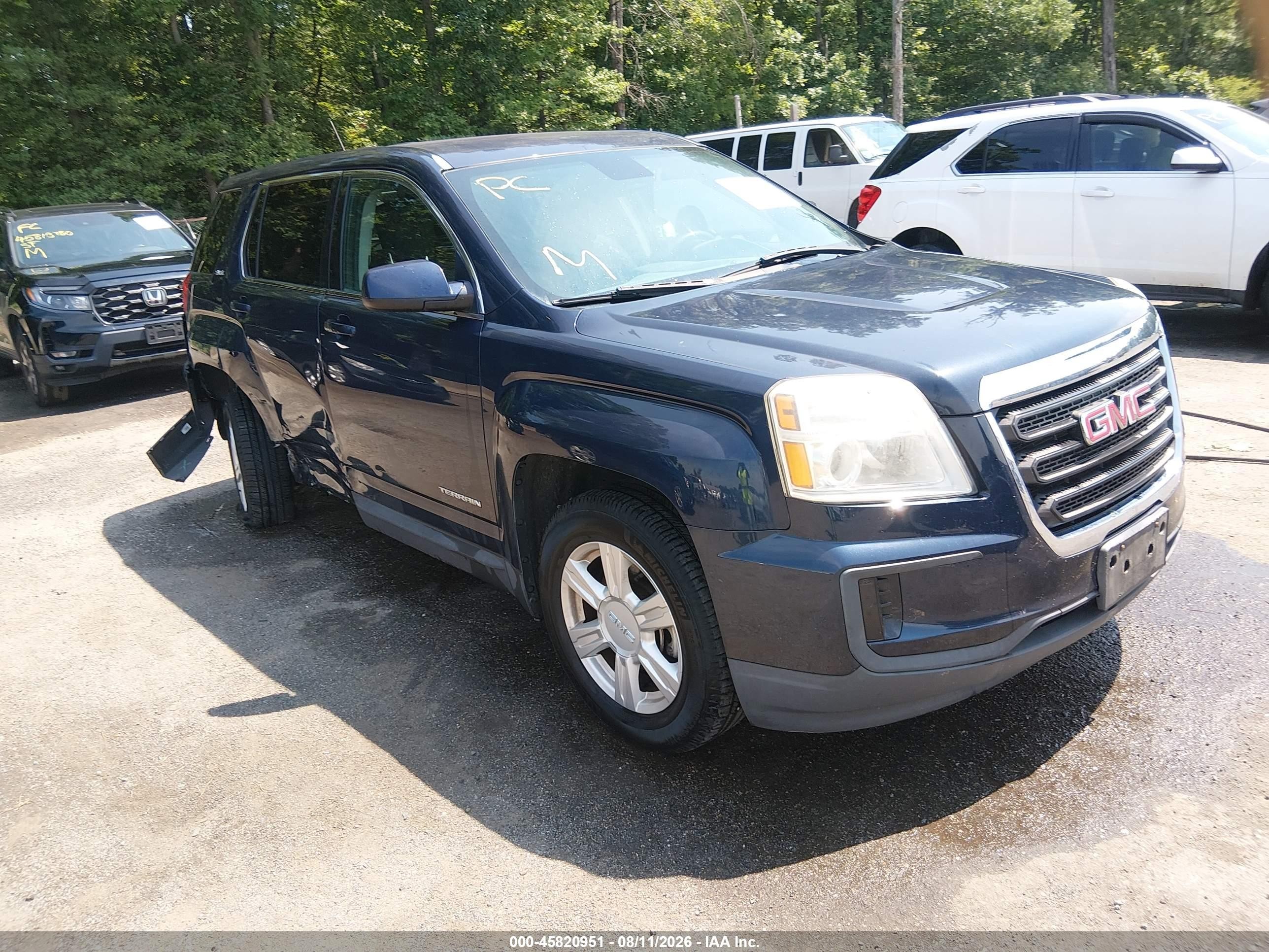 2016 GMC Terrain SLE, VIN 2GKALMEK9G6180923 — Rear end