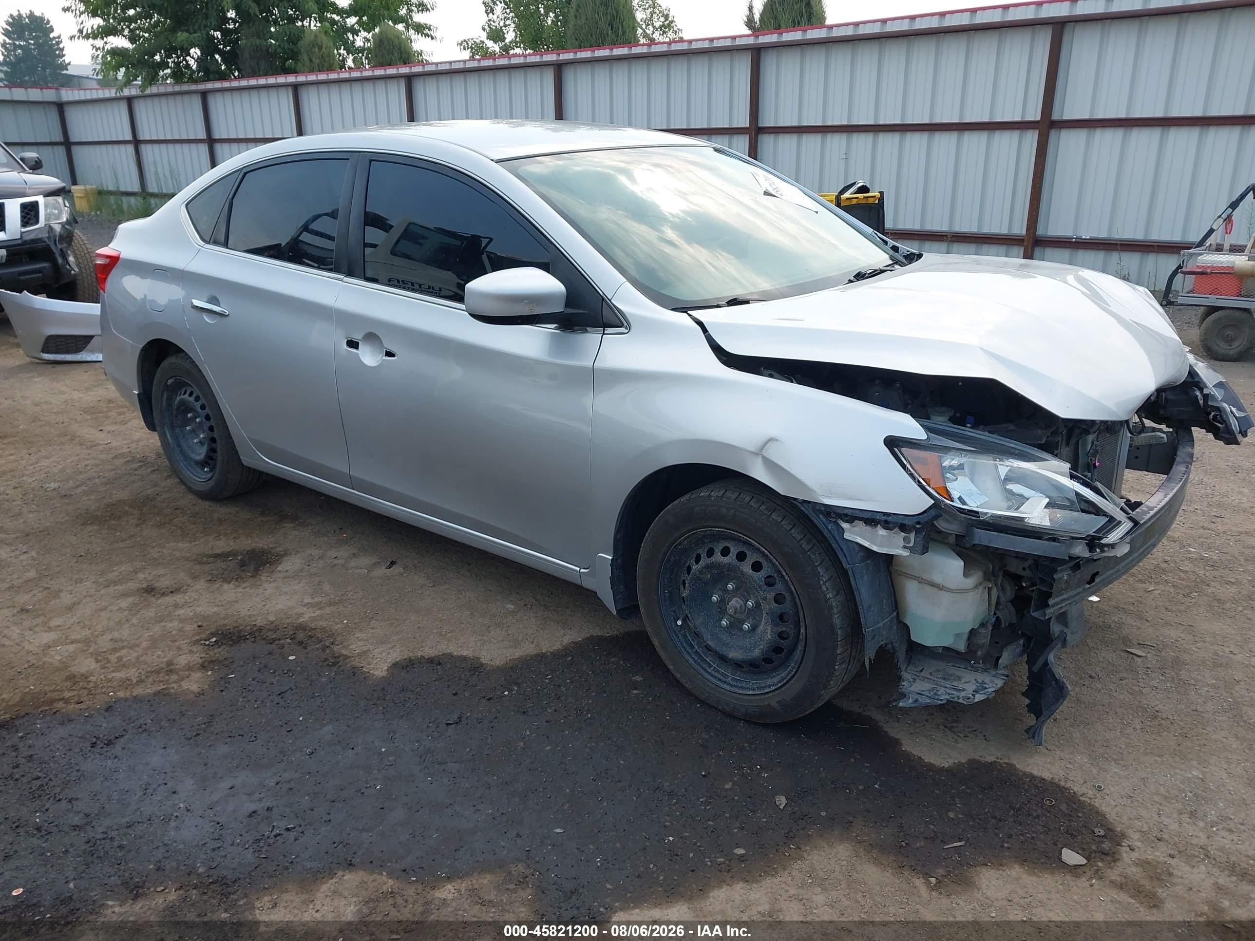 2017 Nissan Sentra S, VIN 3N1AB7AP0HY266352 — Front end