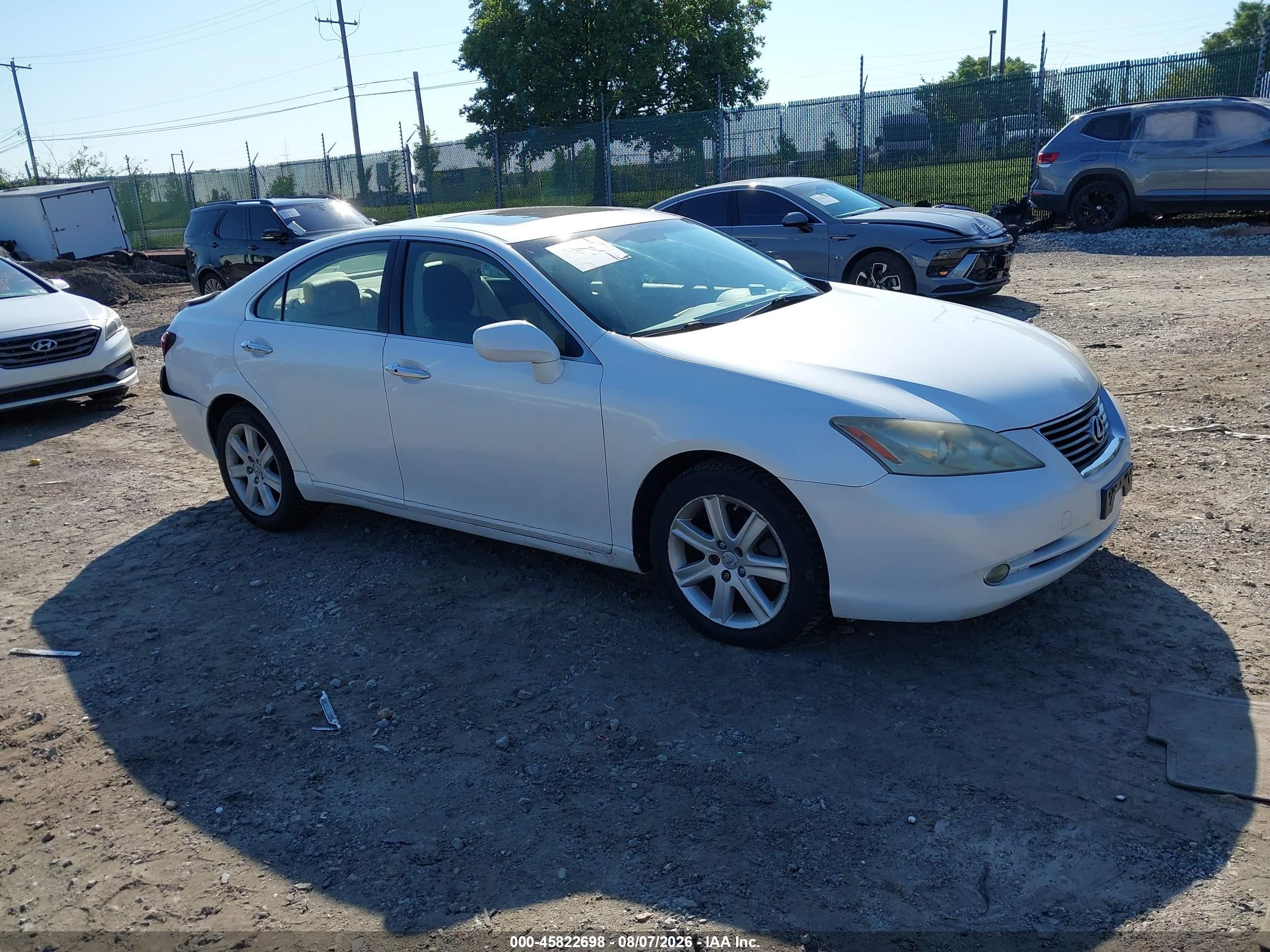 2008 Lexus ES 330, VIN JTHBJ46G182180220 — Rear end