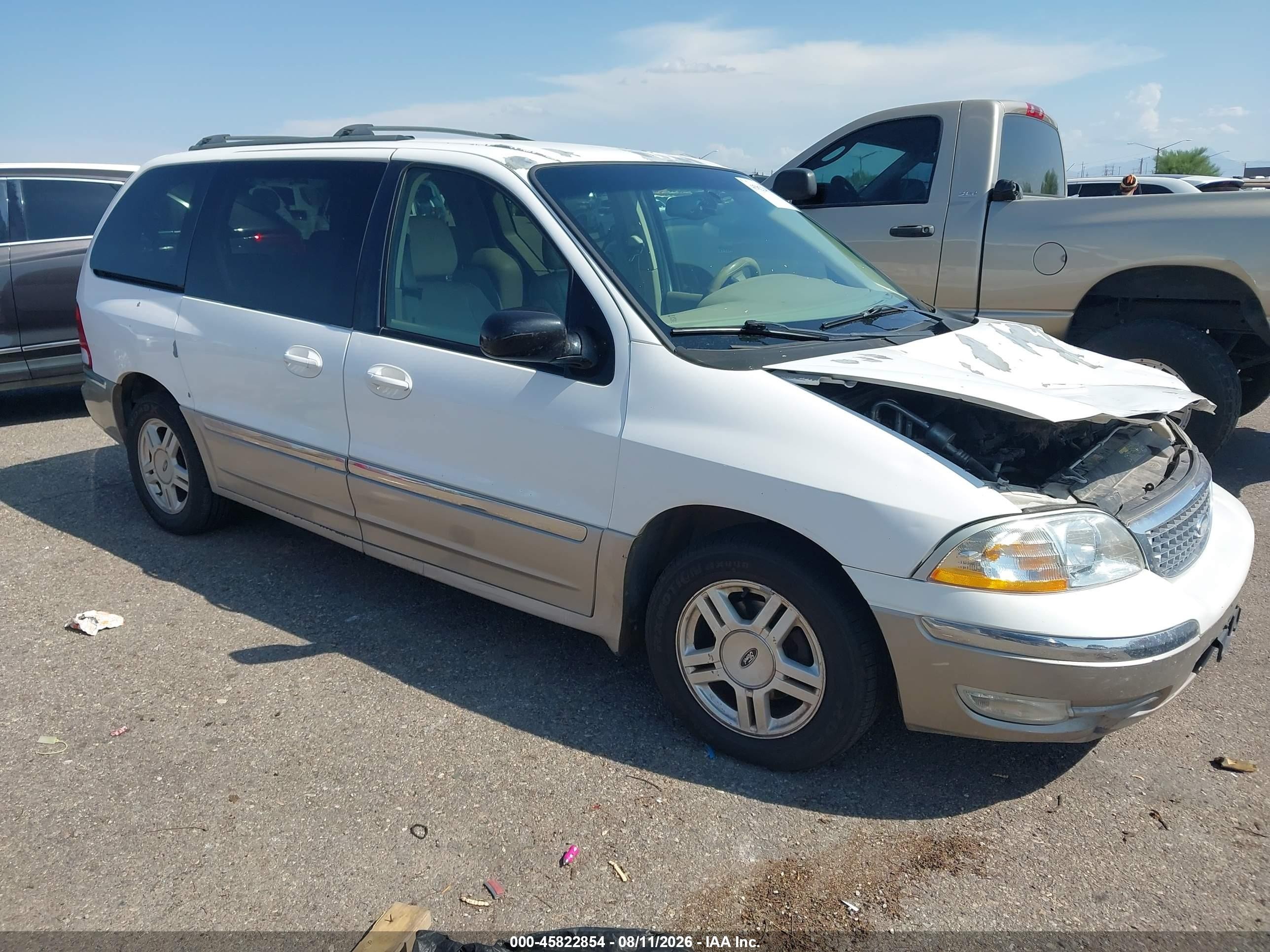2003 Ford Windstar SEL, VIN 2FMZA53423BA26131 — Front end
