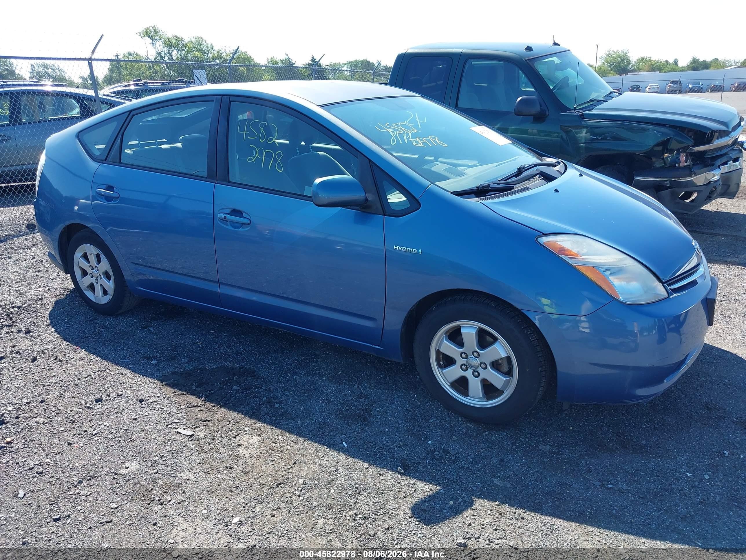 2006 Toyota Prius, VIN JTDKB20U267543500 — Normal wear