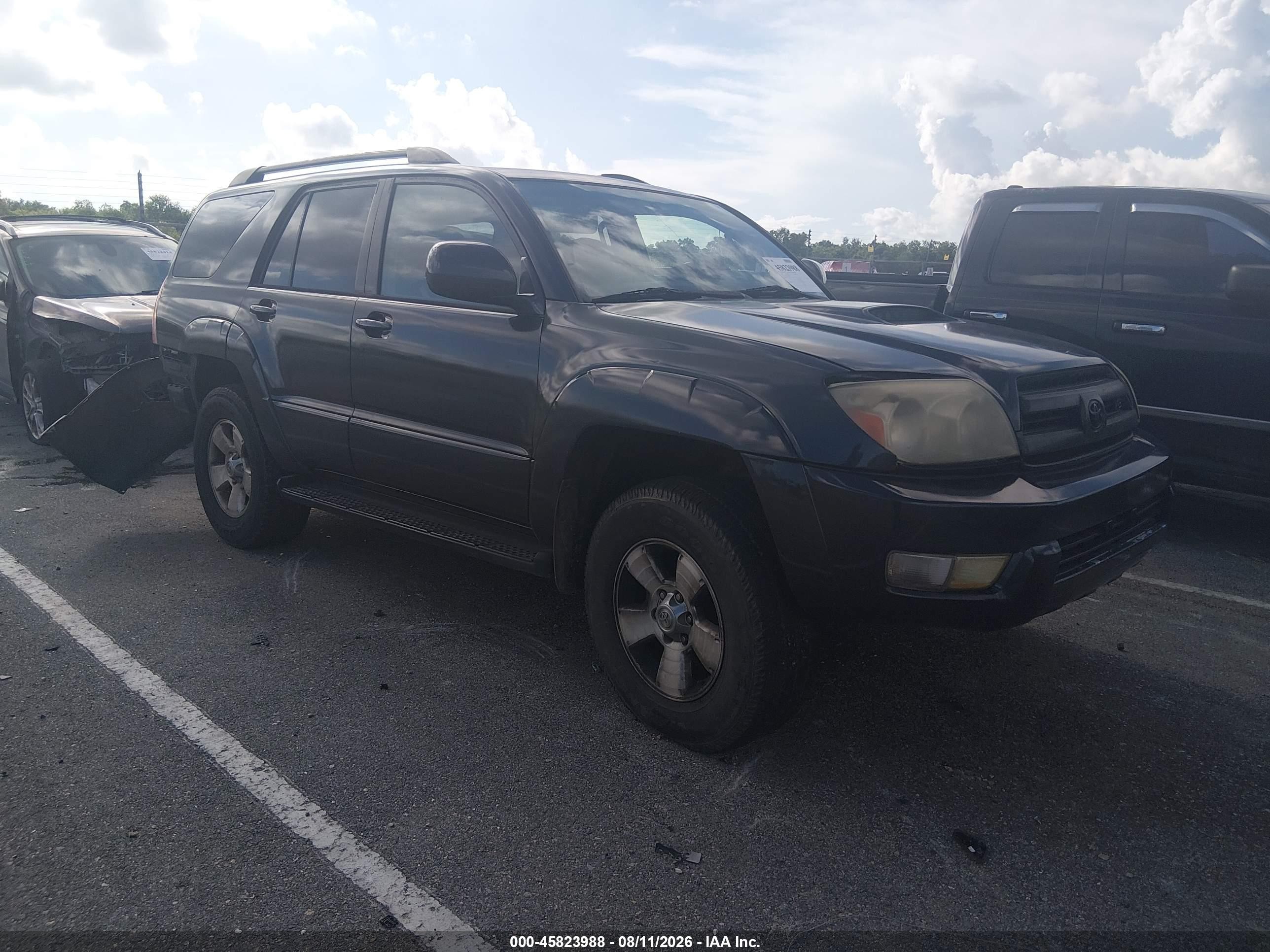 2003 Toyota 4Runner SR5, VIN JTEZT14R030006720 — Зад