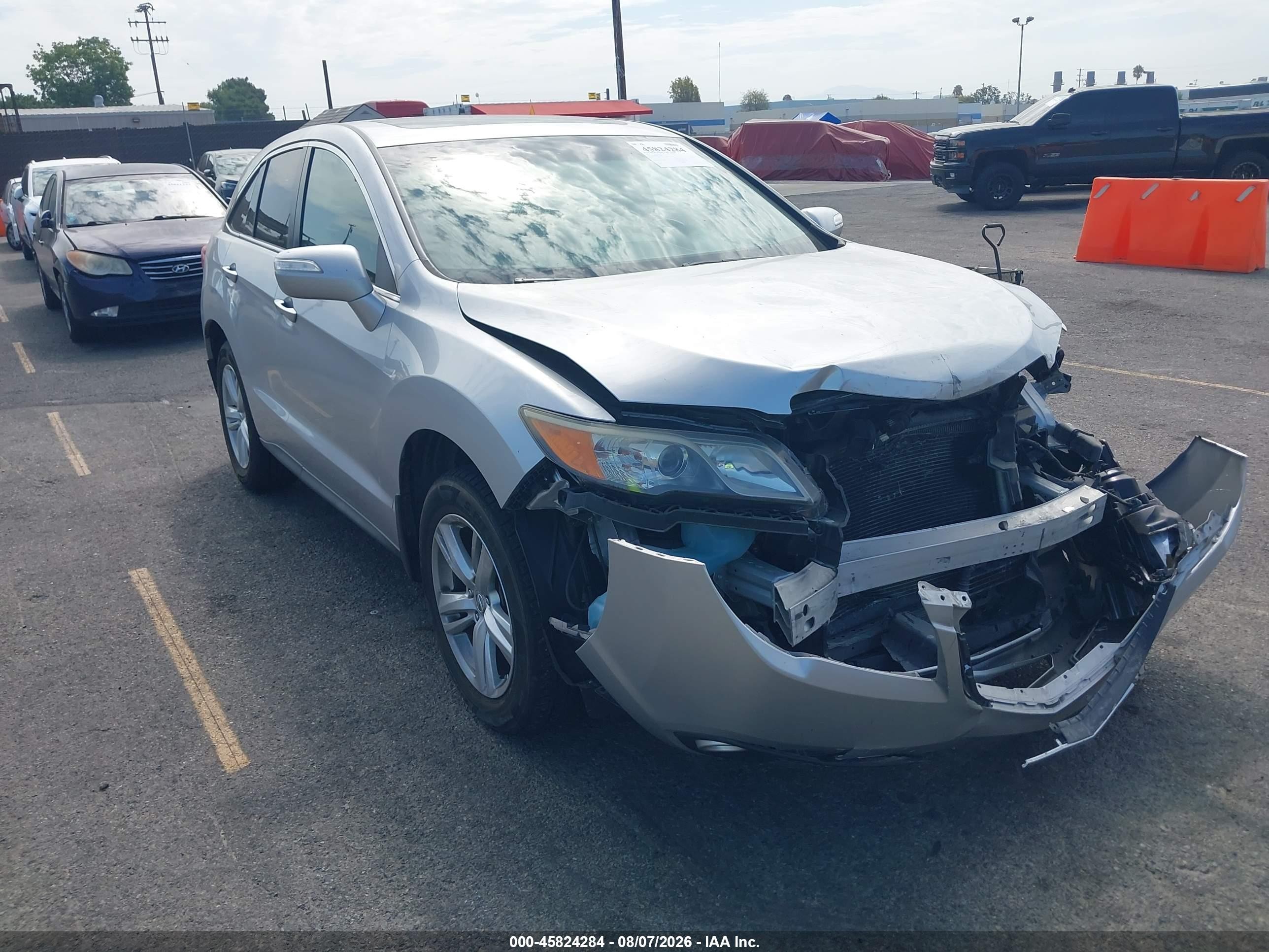 2015 Acura RDX Technology, VIN 5J8TB4H57FL022746 — Front end