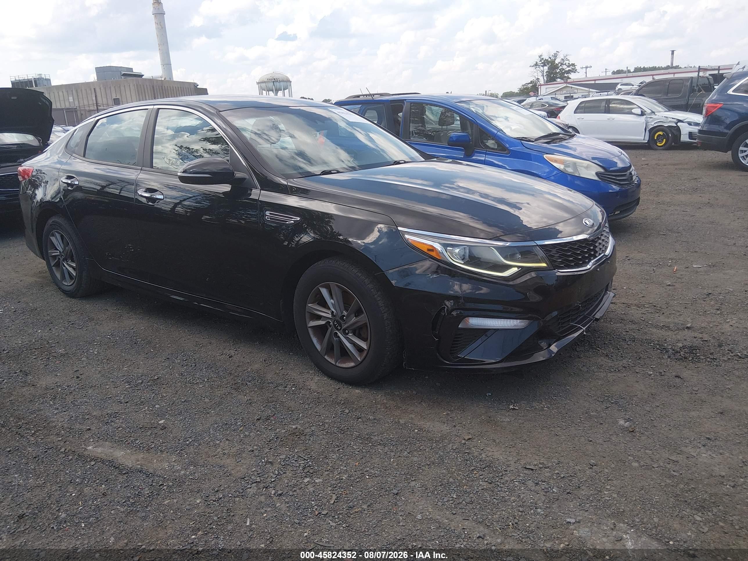 2020 Kia Optima LX, VIN 5XXGT4L3XLG388229 — Обычный износ